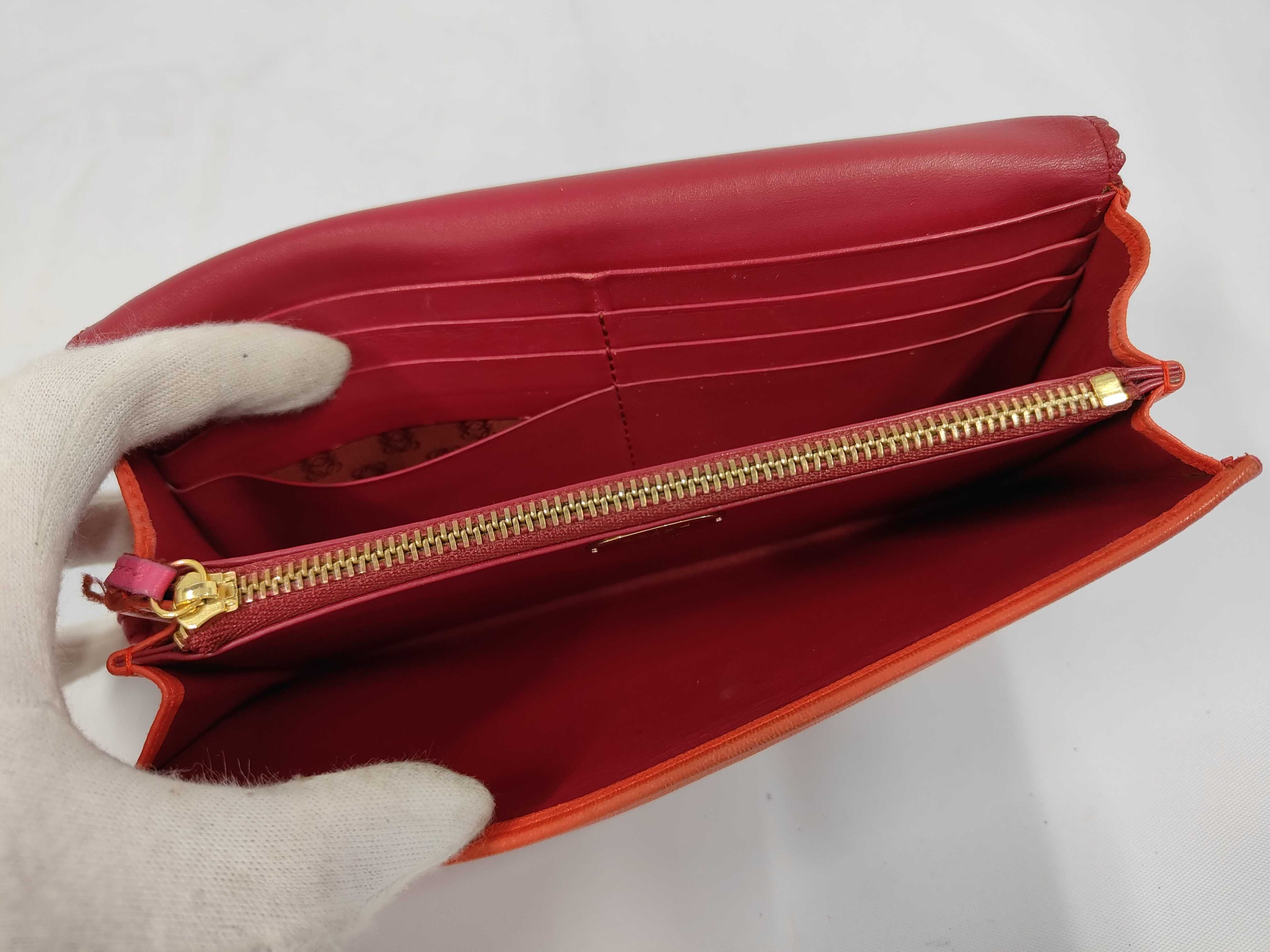 Amazona Bi-fold Wallet, Fringe Leather, Red — view 6