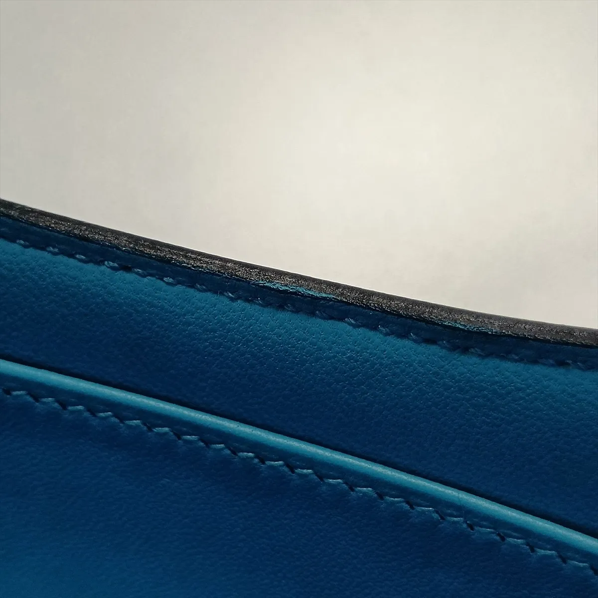 [Individually packaged] Hermes Constance 3 Mini 18 Veau Evercolor Blue Nord Gold Hardware D: 2019 — view 12