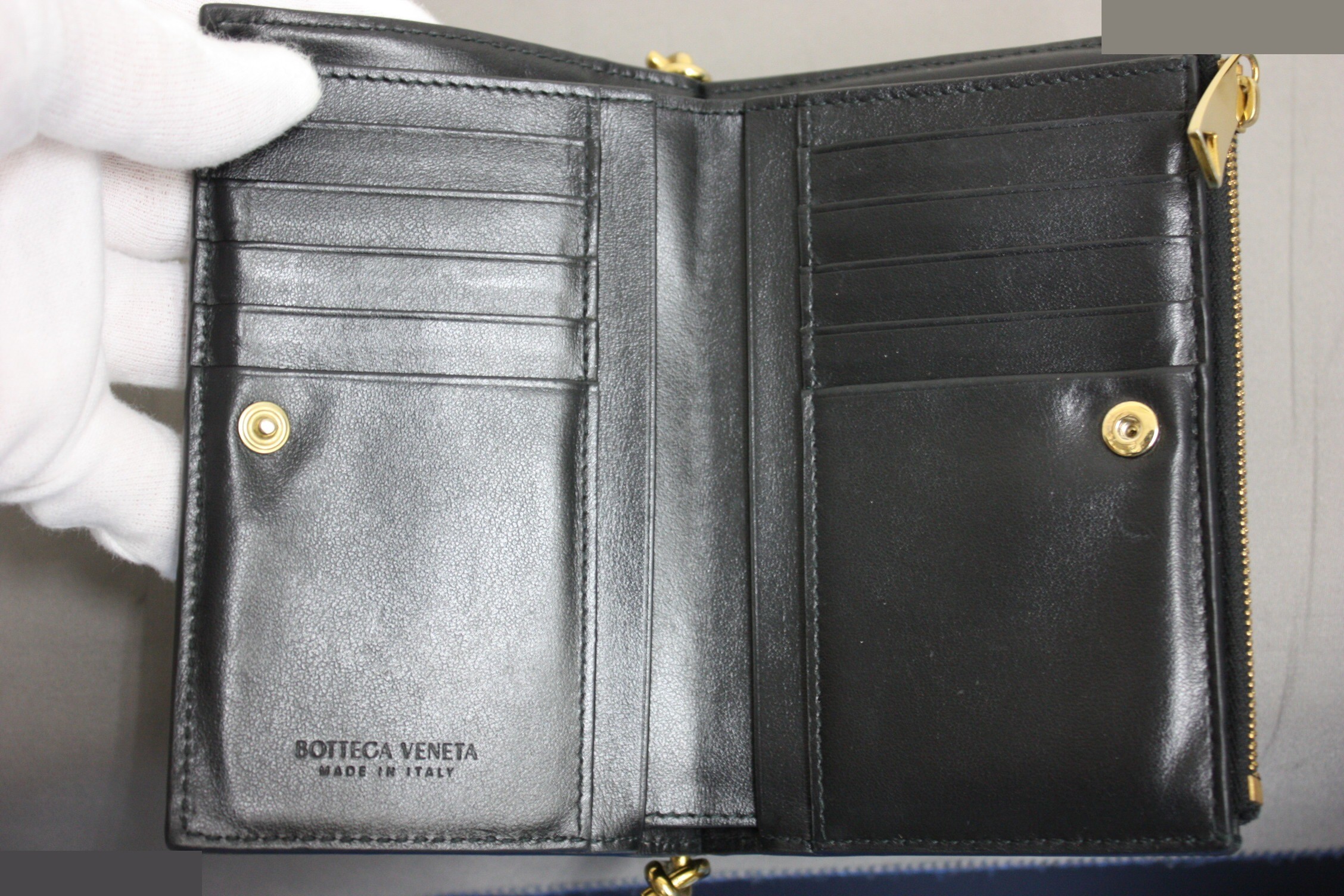 Intrecciato (bag) - Bi-fold wallet with coin purse - Soltis — view 9