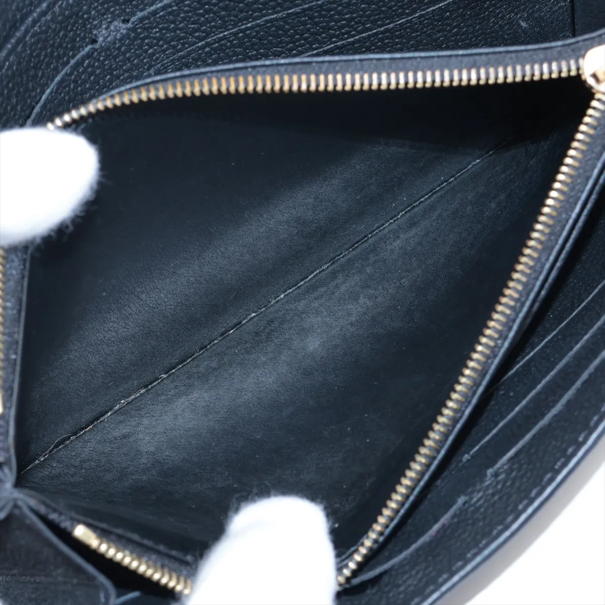 Bicolor Monogram Empreinte Portefeuille Sarah M80496 Noir x Cream Long Wallet (RFID detected) — view 8
