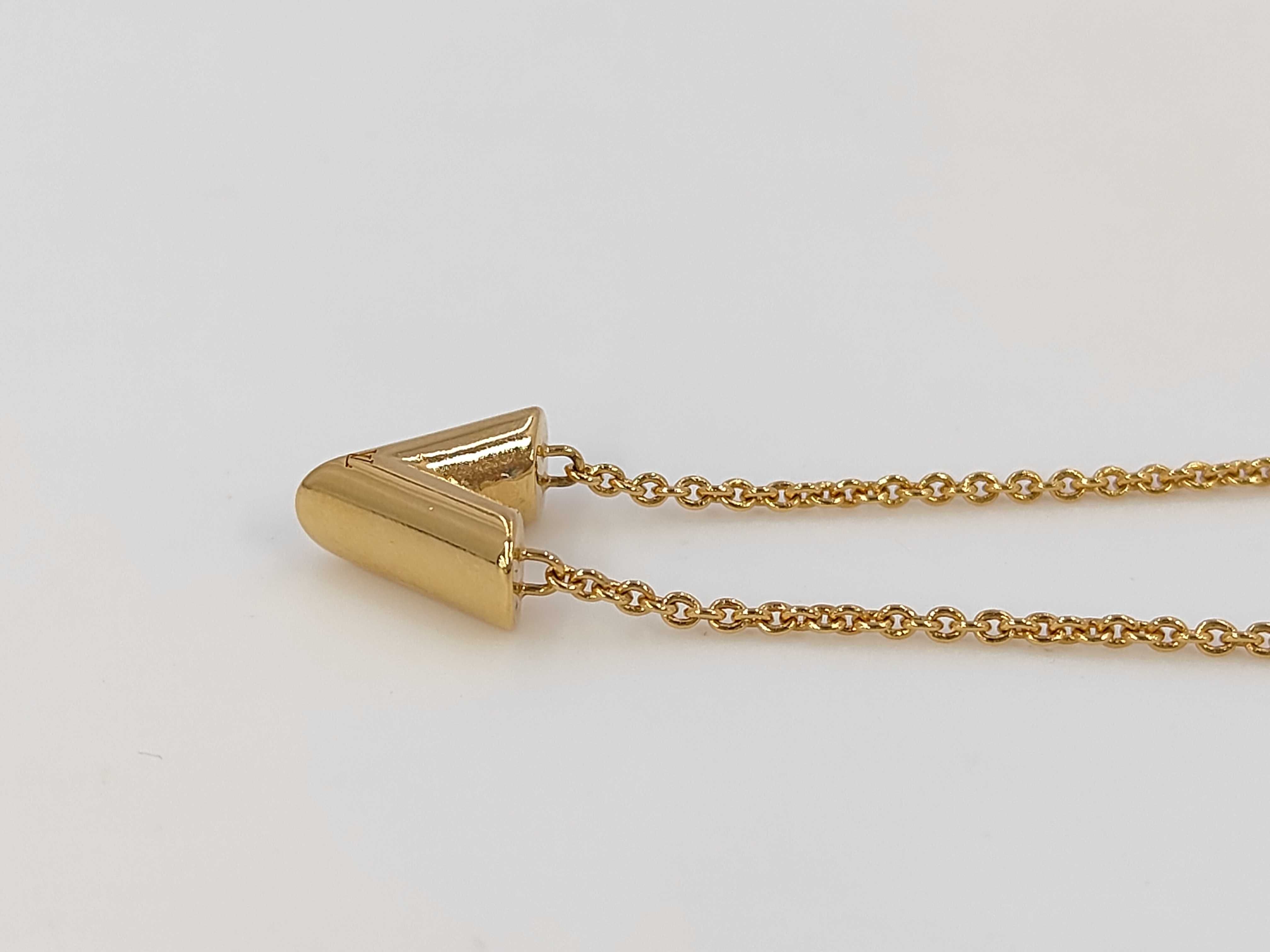 Essential V Necklace M00857 OB0233 — view 3