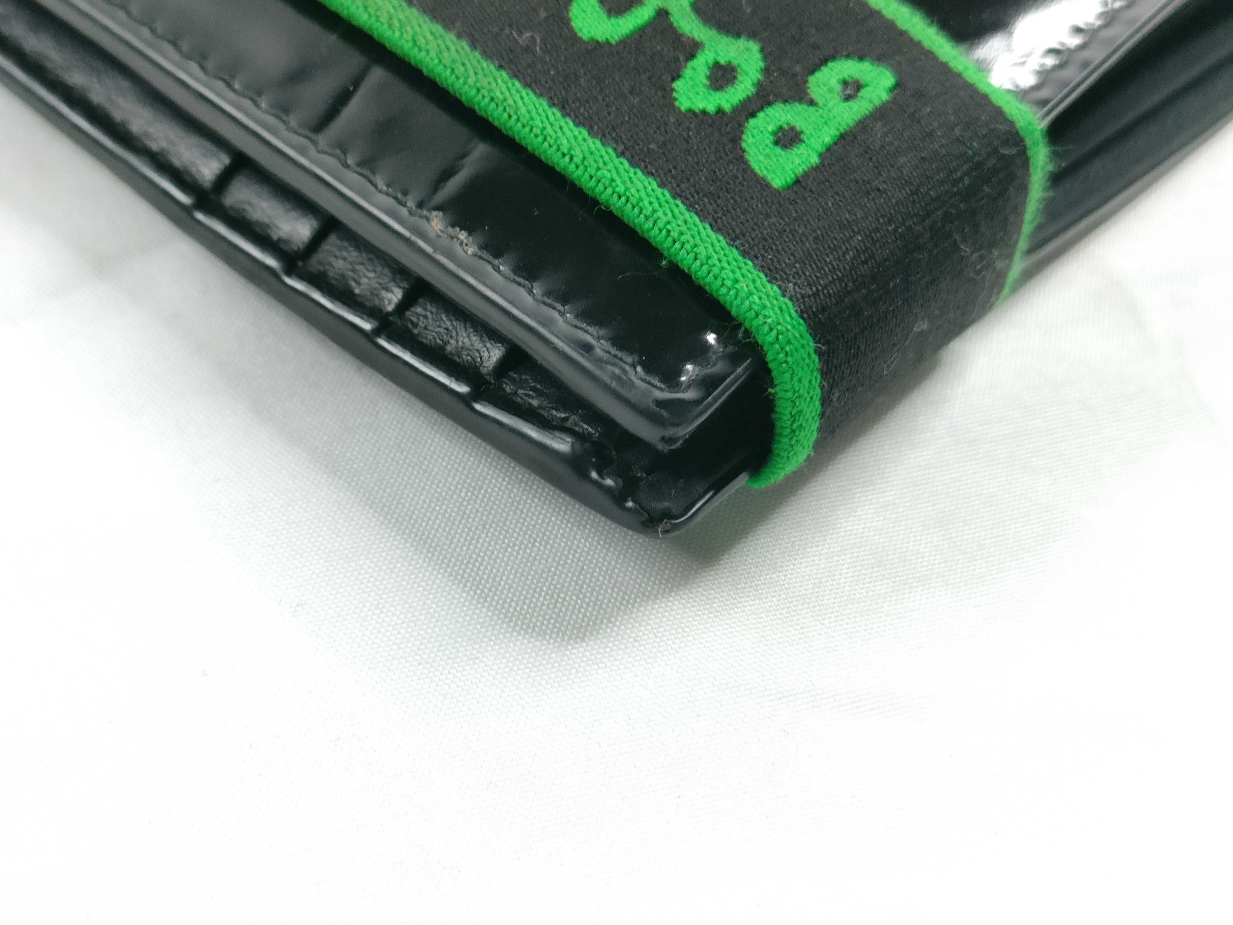 wallet — view 4