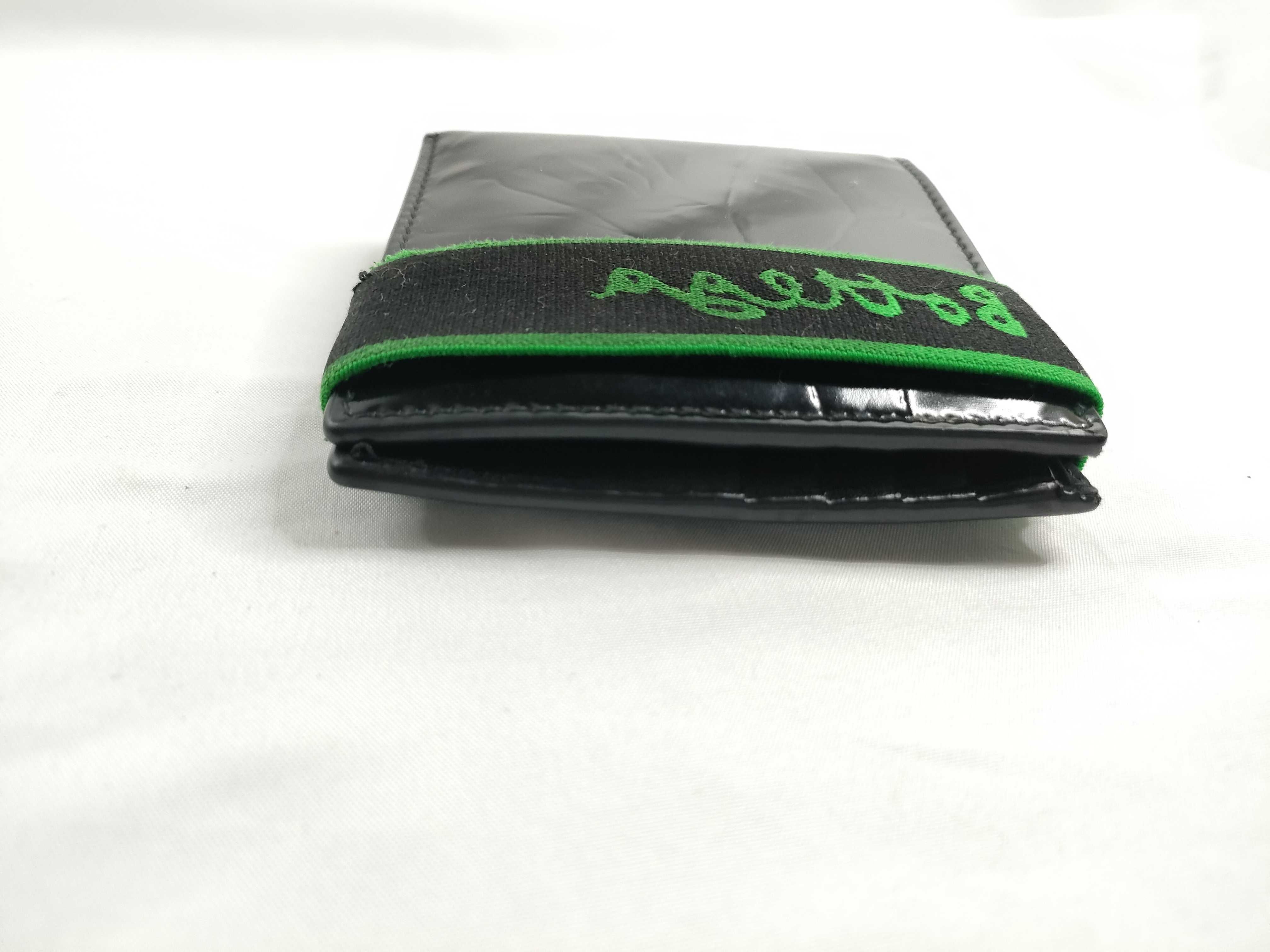 wallet — view 6