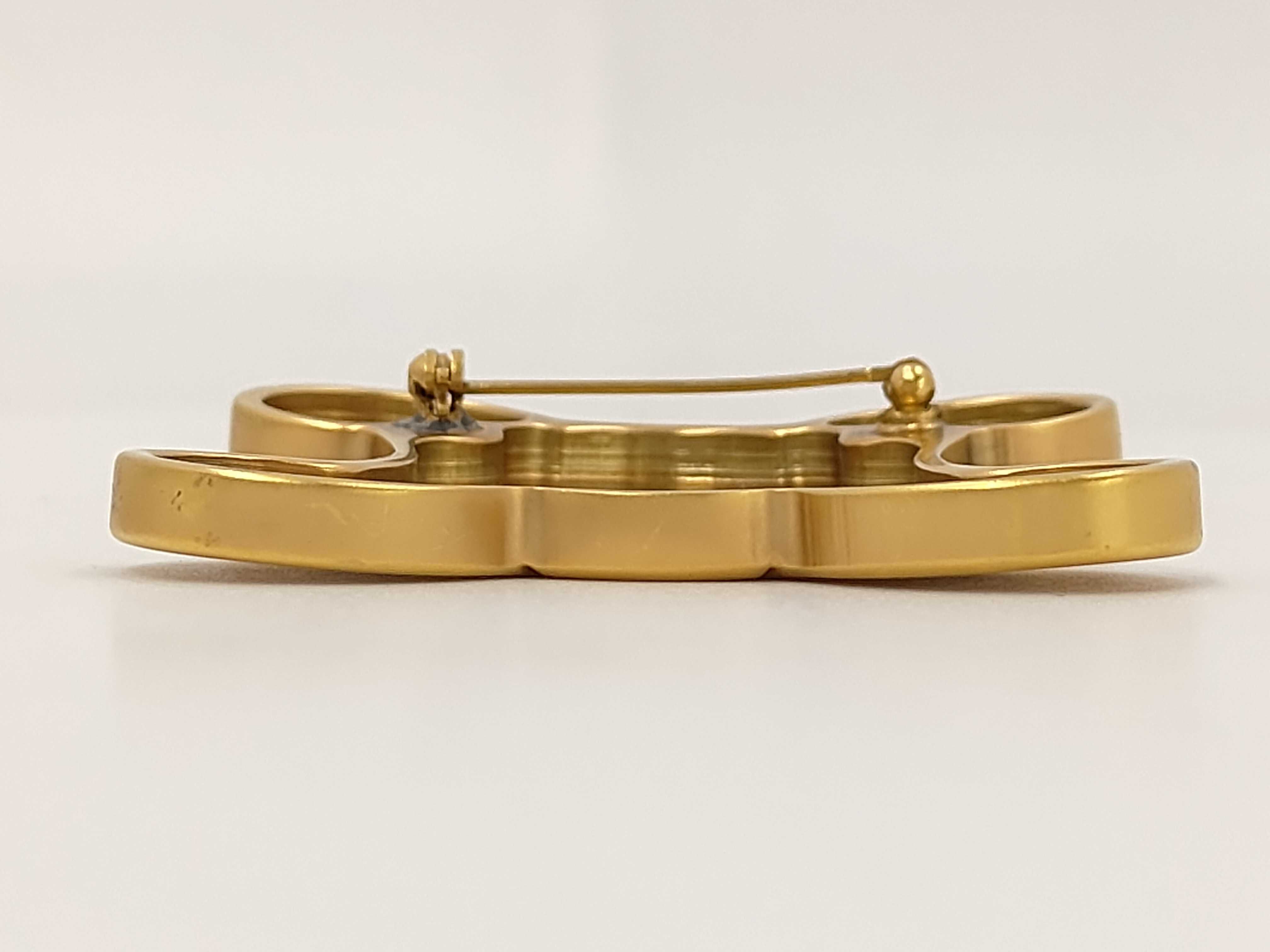 brooch — view 4