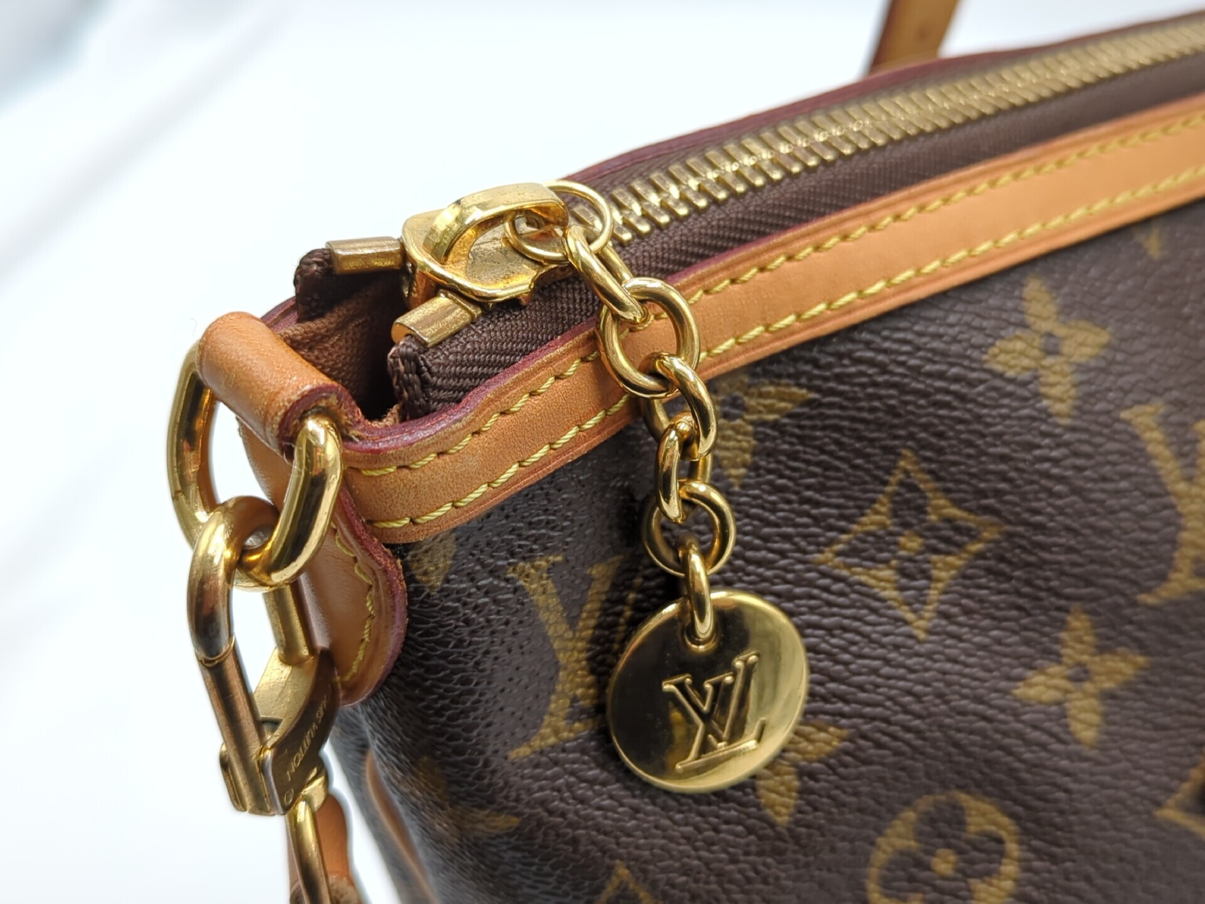 M40146 Monogram Palermo GM Tote Bag — view 11
