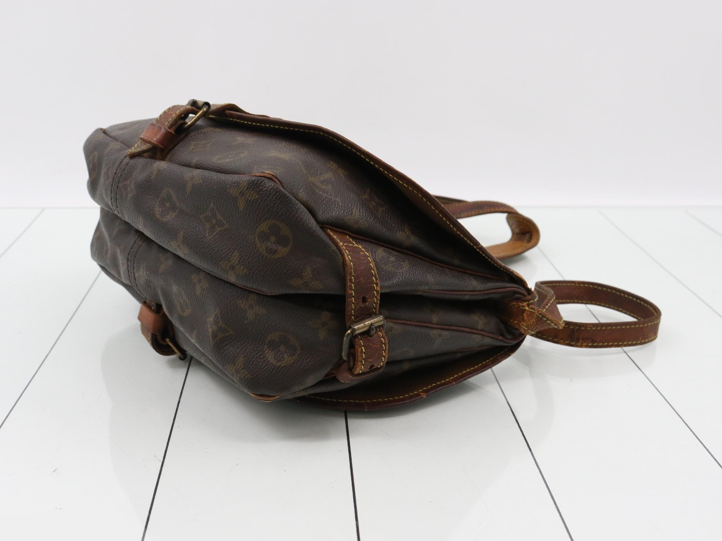 Monogram Saumur 30 Shoulder Bag — view 6
