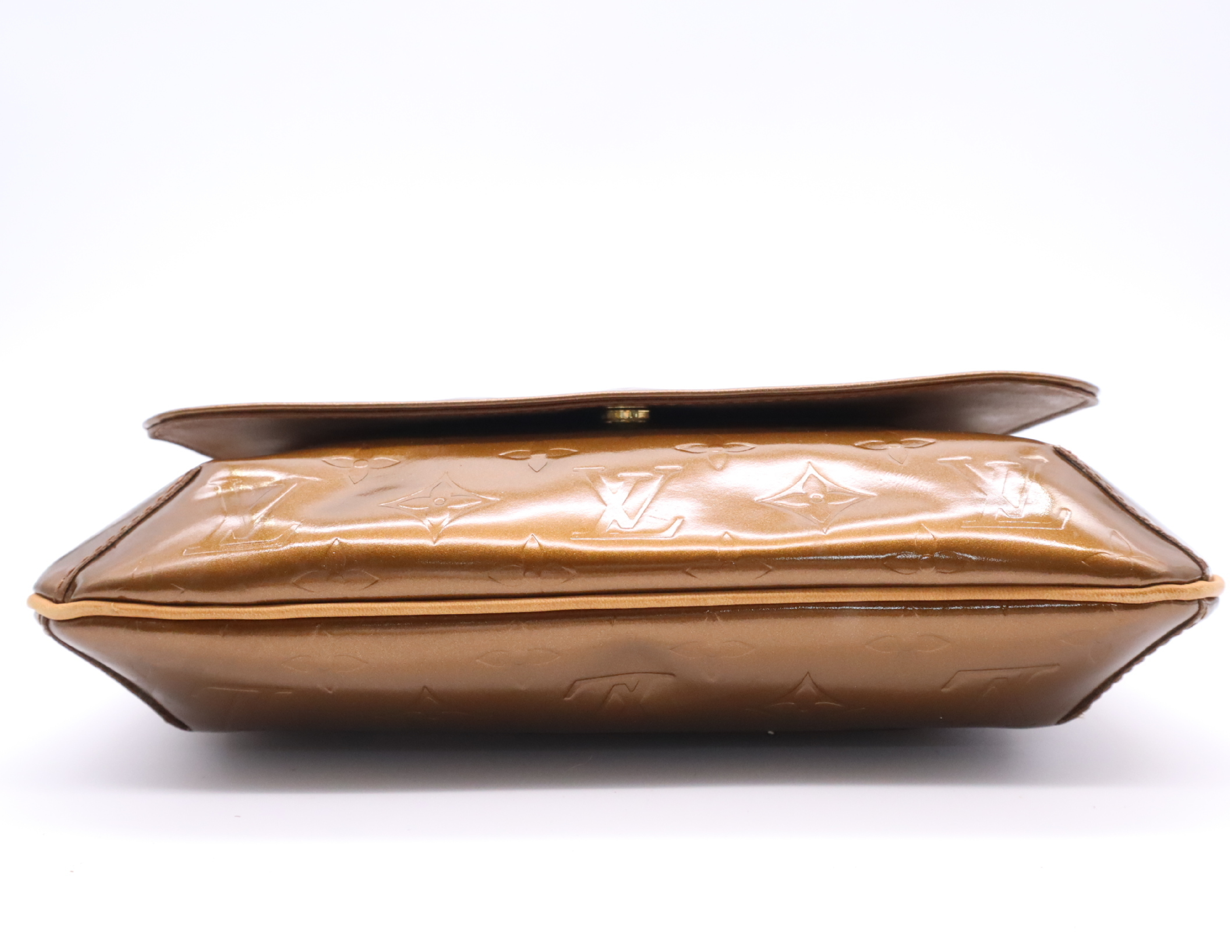 M91124 Vernis Thompson Street Bronze Shoulder Bag — view 4