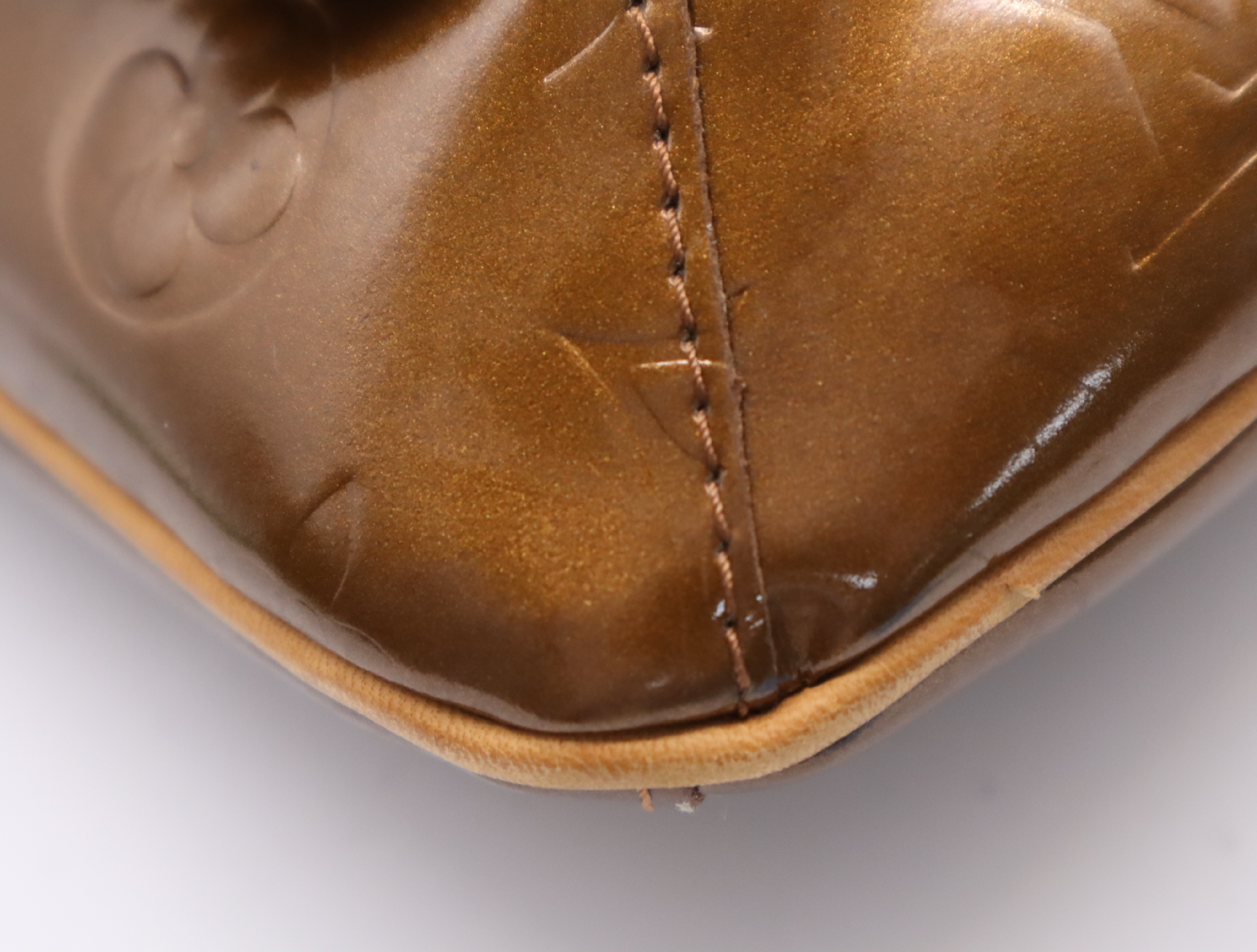 M91124 Vernis Thompson Street Bronze Shoulder Bag — view 6
