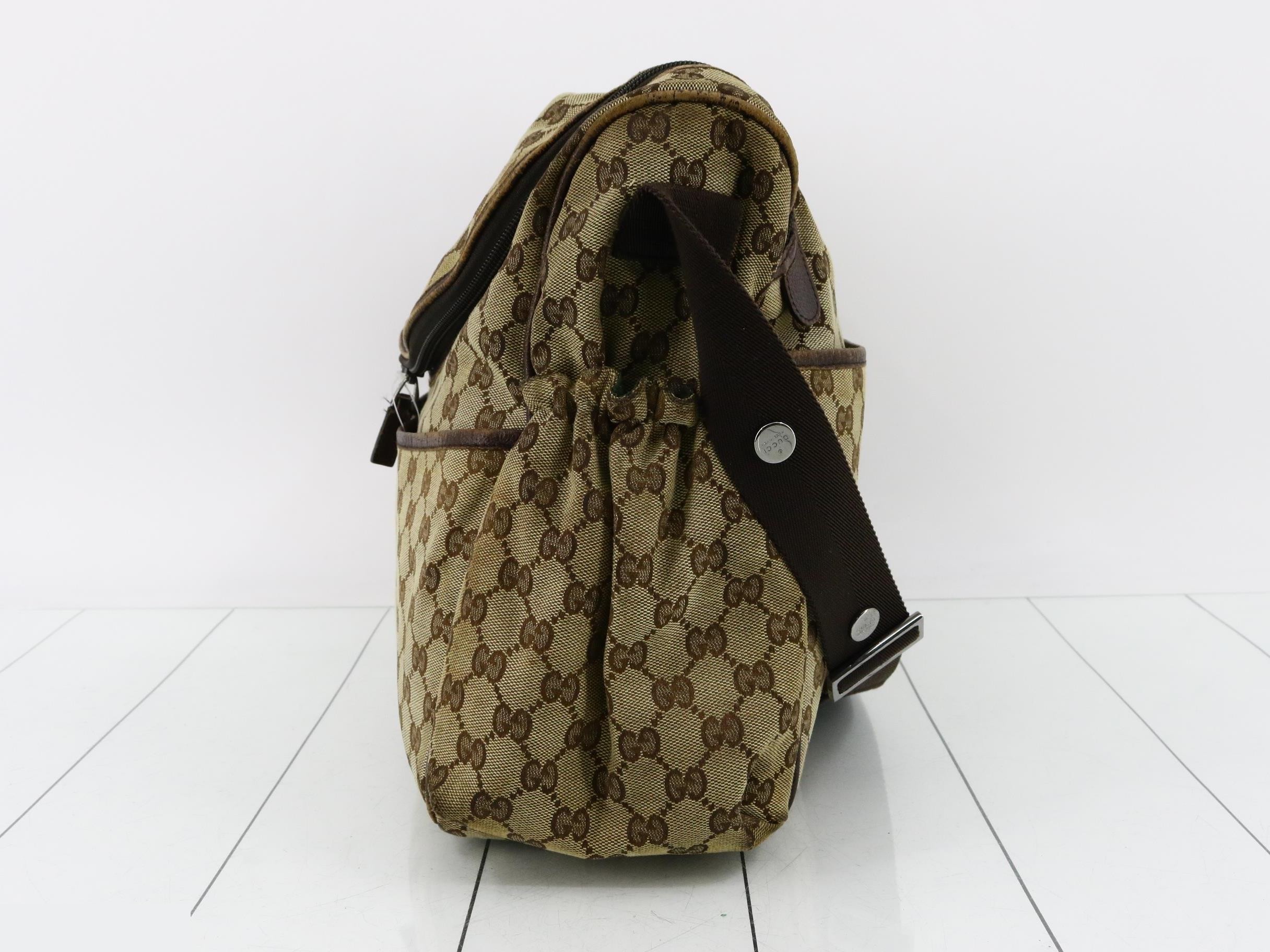 GG Canvas Shoulder Bag / Mother's Bag — view 3