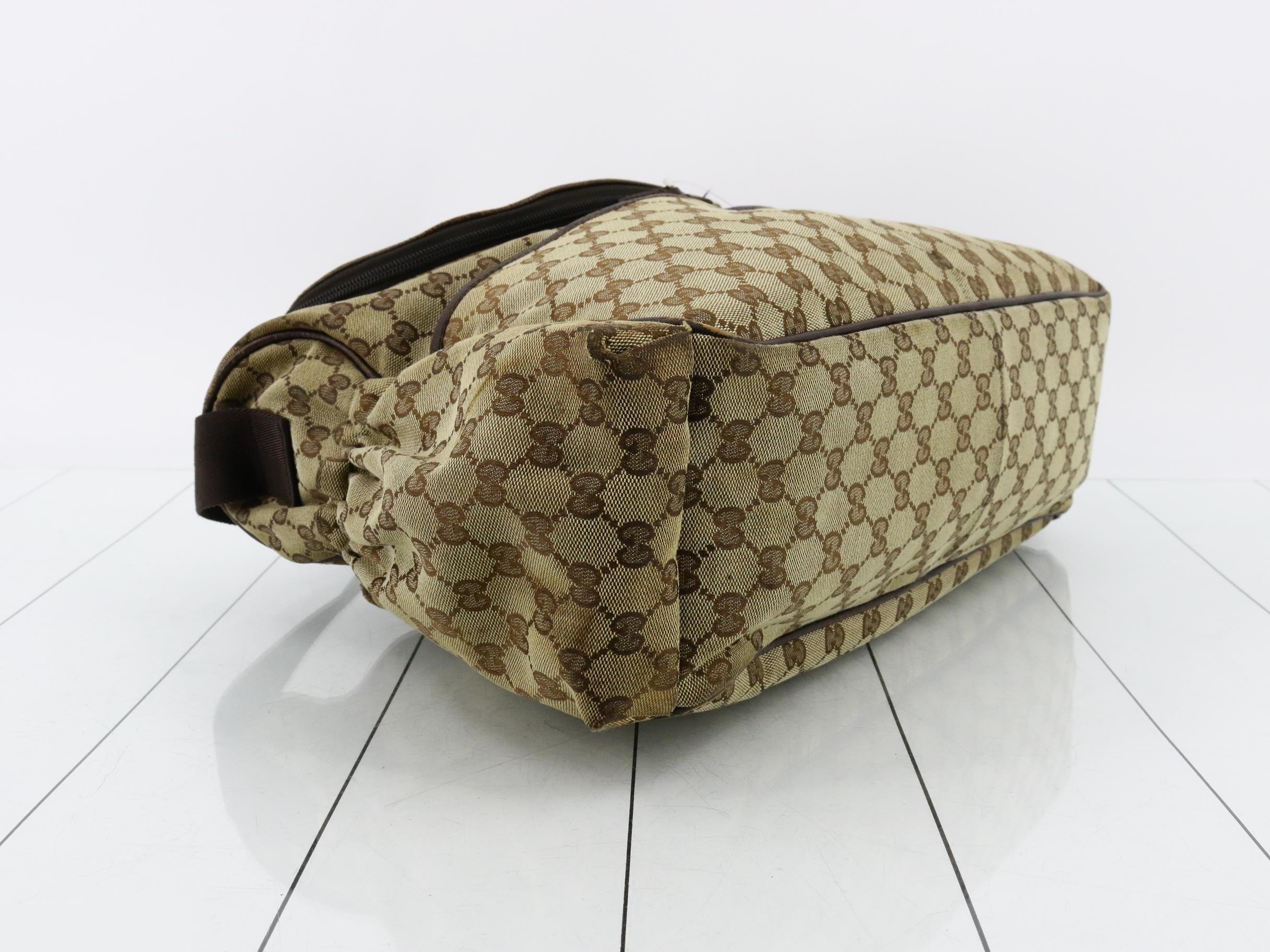 GG Canvas Shoulder Bag / Mother's Bag — view 5