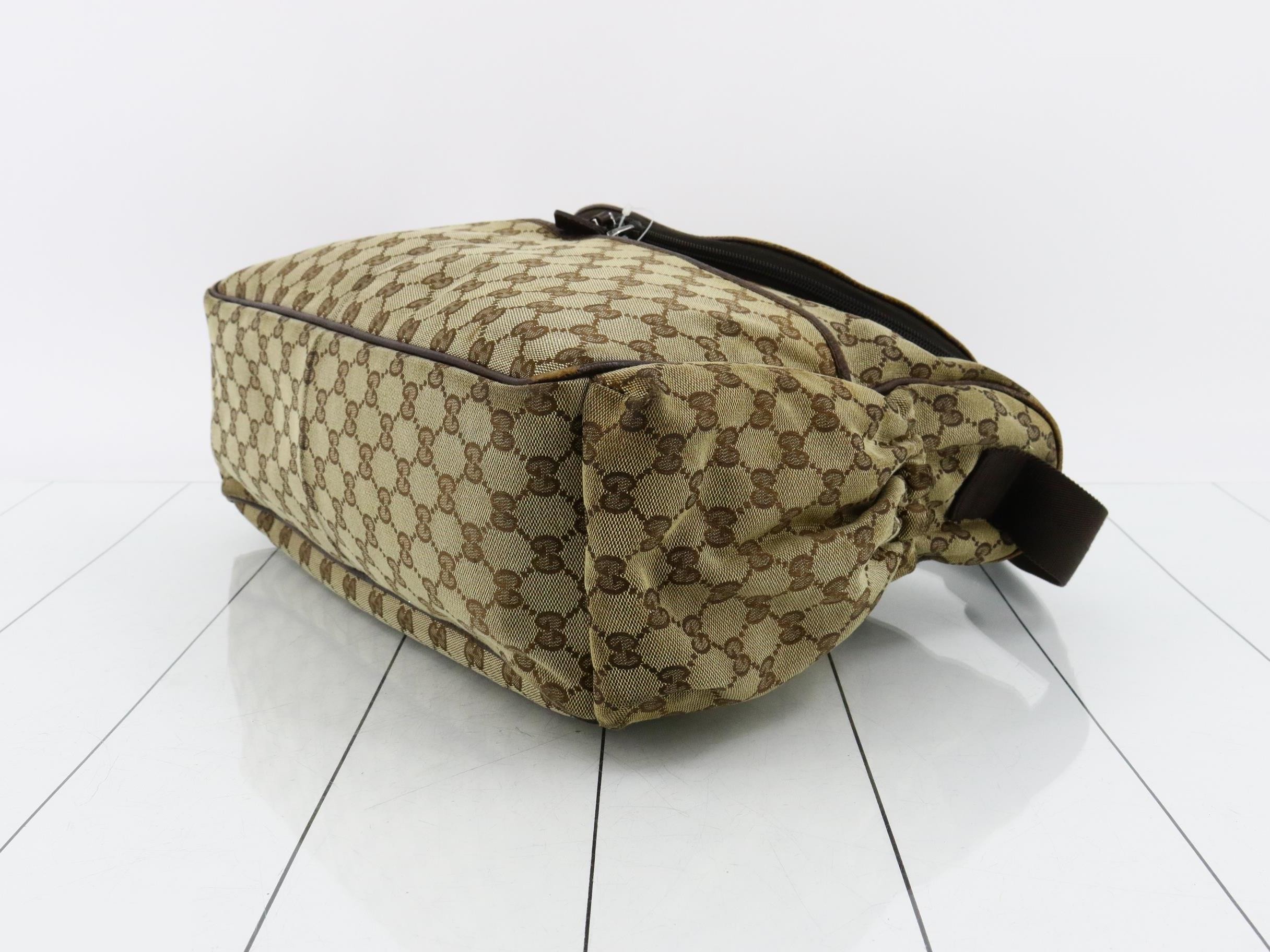 GG Canvas Shoulder Bag / Mother's Bag — view 6