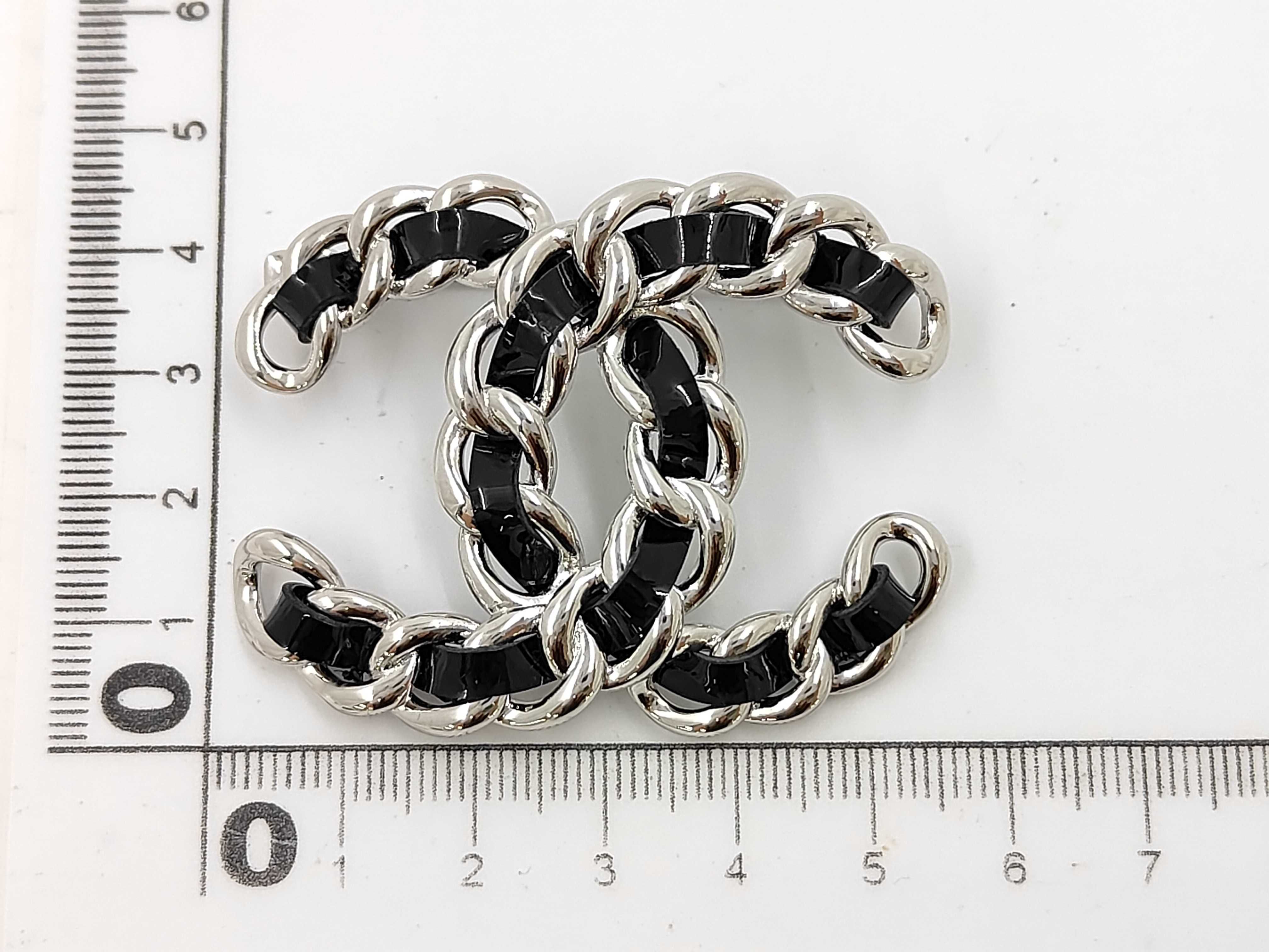 Coco Mark Brooch ABE921 B25P Brooch — view 6