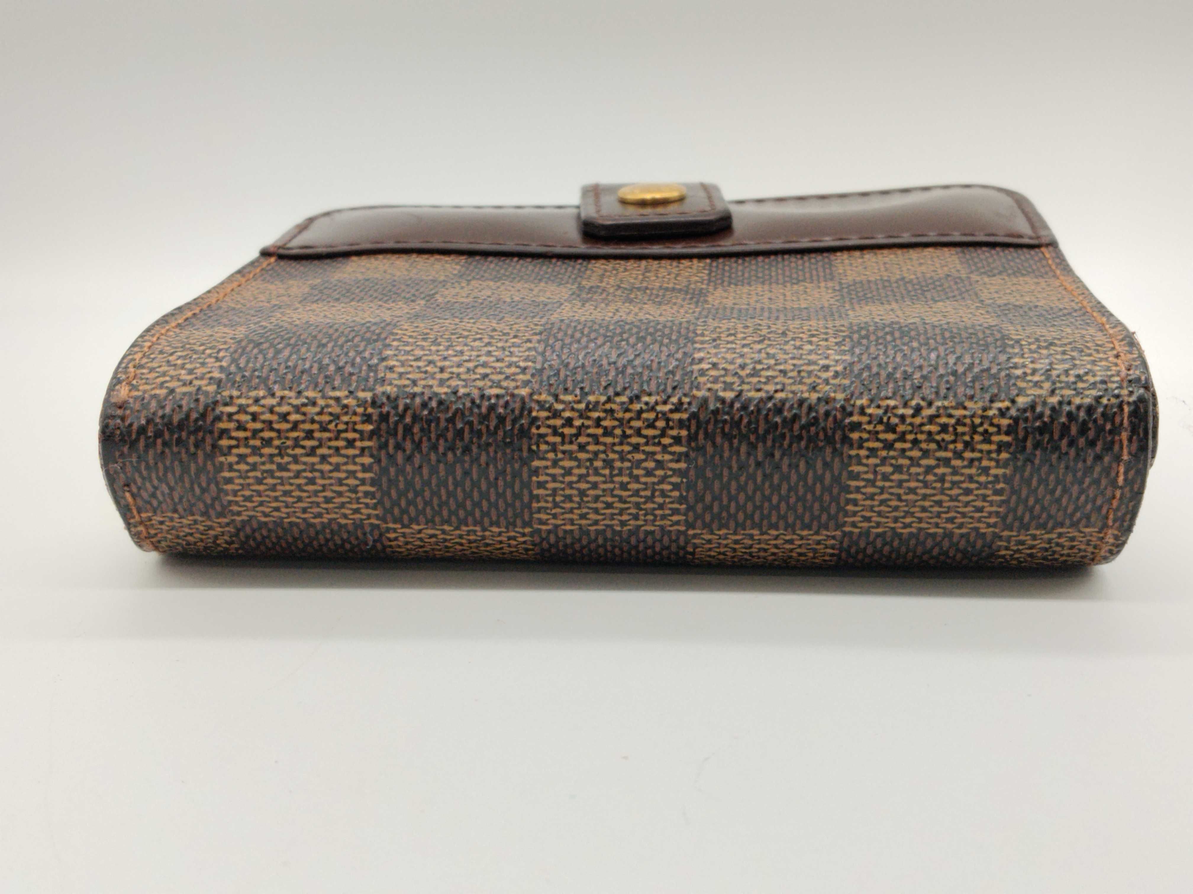 Damier Compact Zip Wallet — view 4
