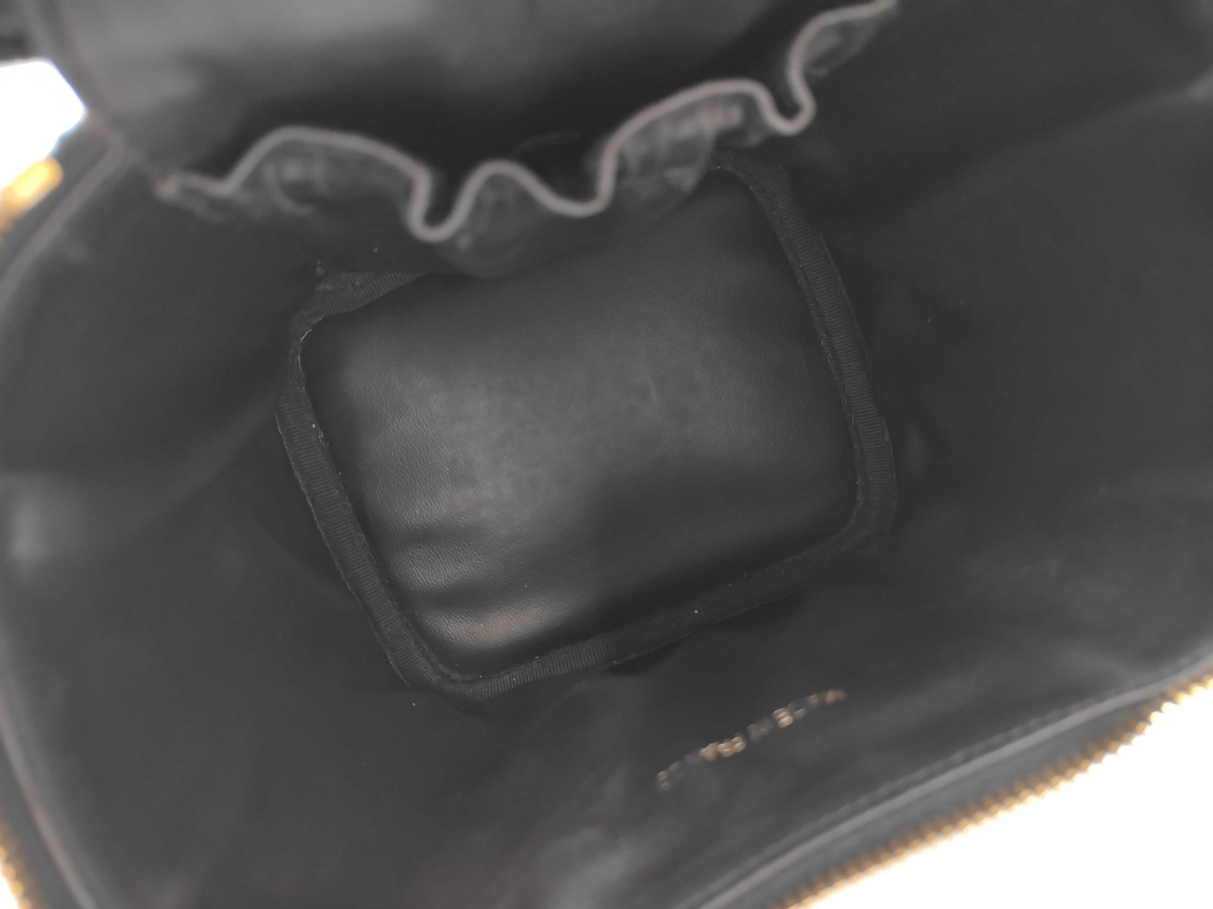 Caviar Skin Vanity Bag, Black, Series 6 — view 3