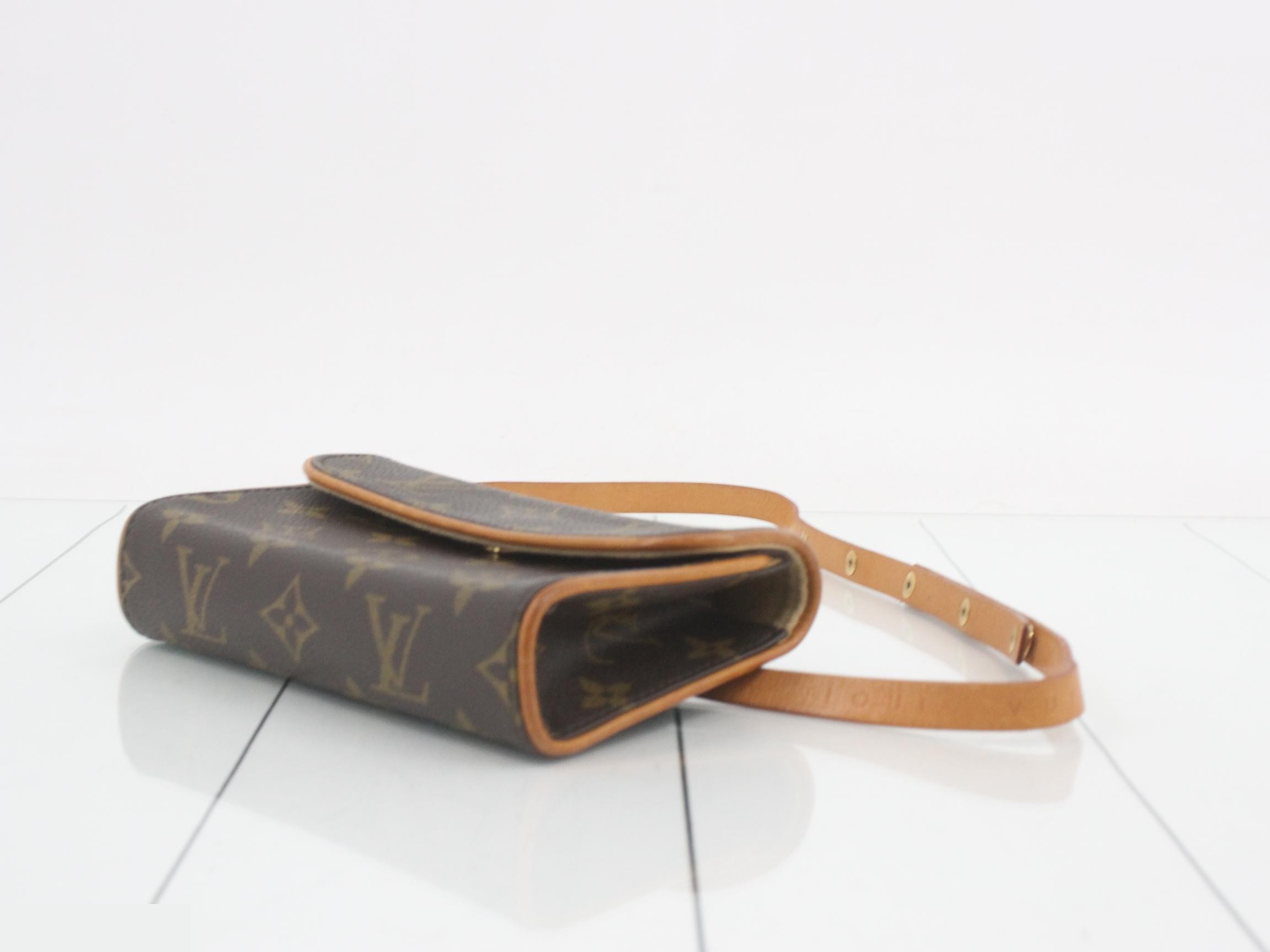 Florentine Pochette with Shoulder Strap — view 6