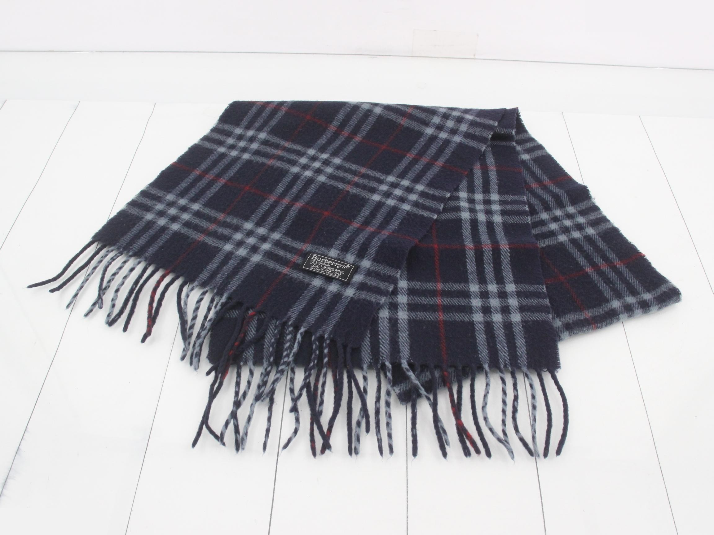 Other lines: Small items, accessories, and scarves — view 2