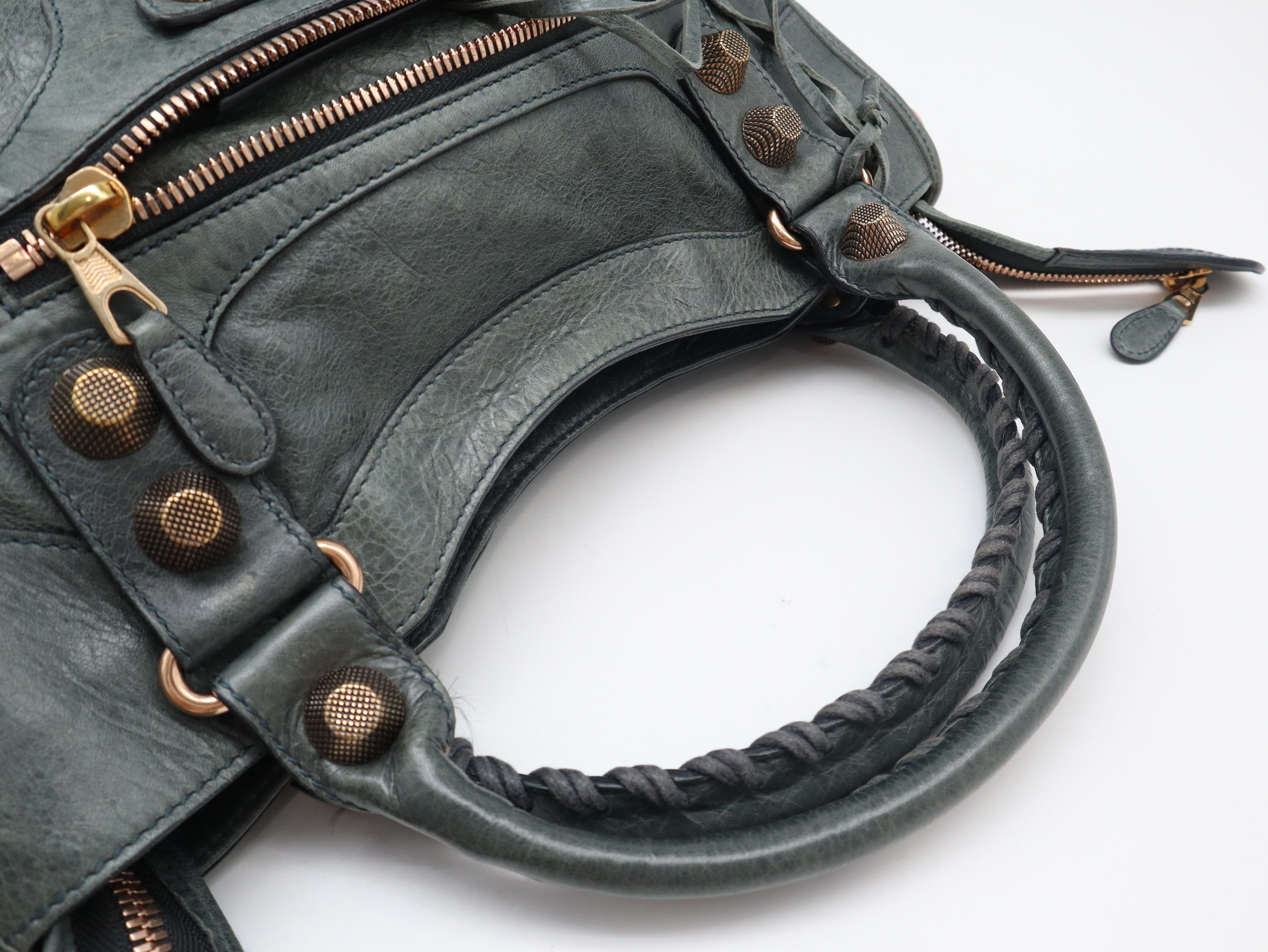 173084 Leather The Giant City 2-Way Handbag, Gray, with Shoulder Strap — view 6