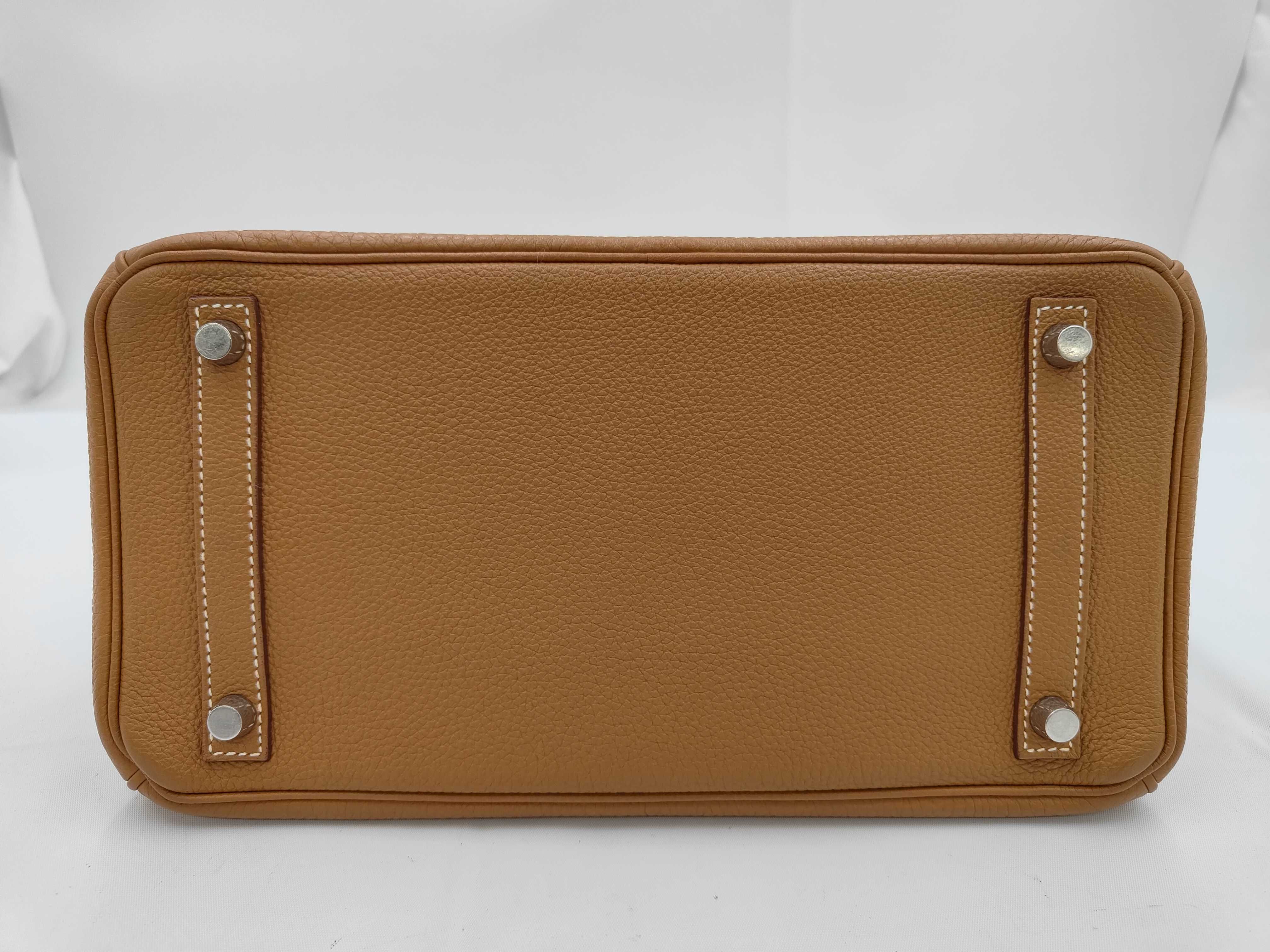Birkin 30 Gold Togo Handbag — view 7