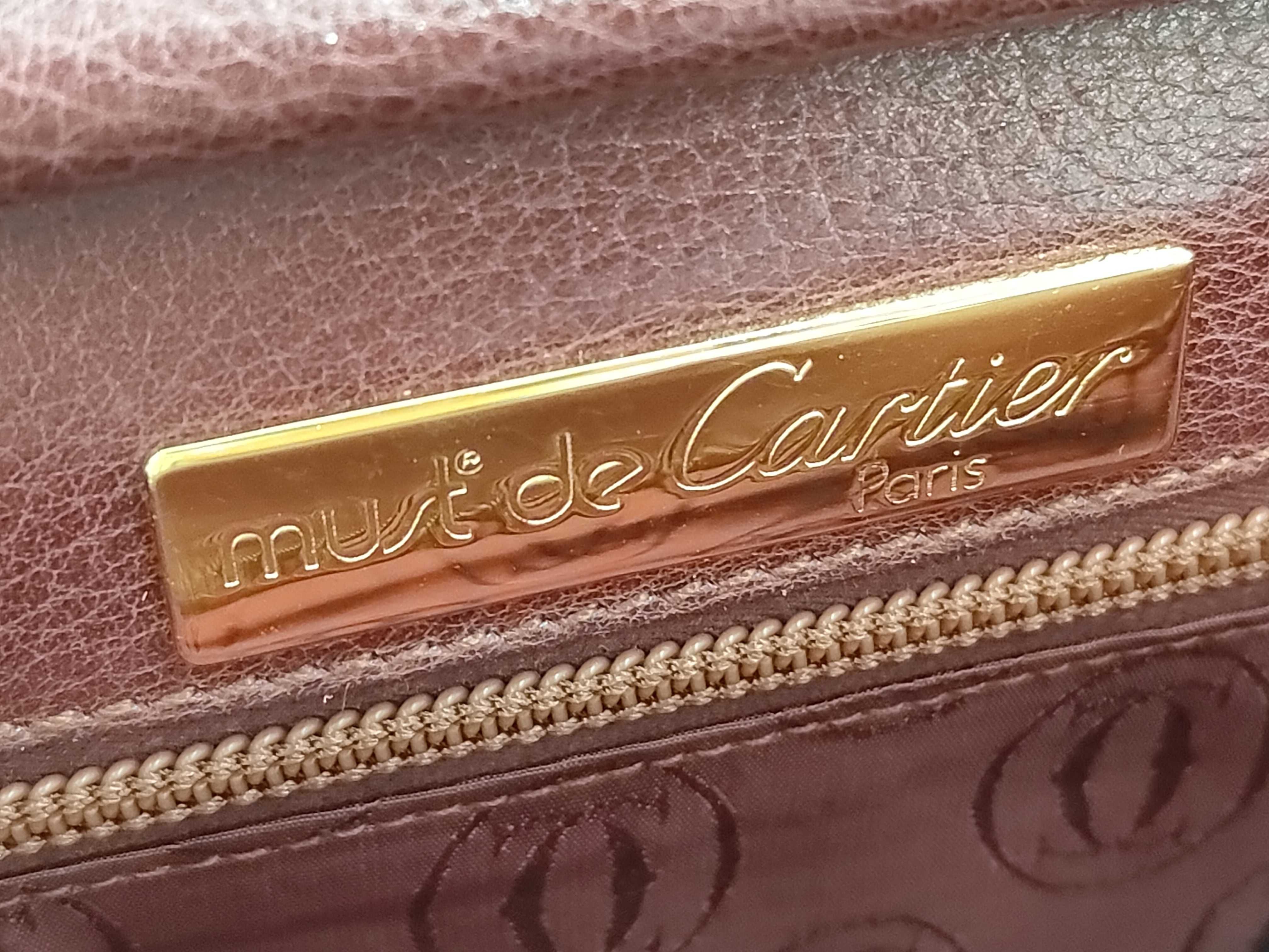 Must Shoulder Bag, Leather, Bordeaux — view 9