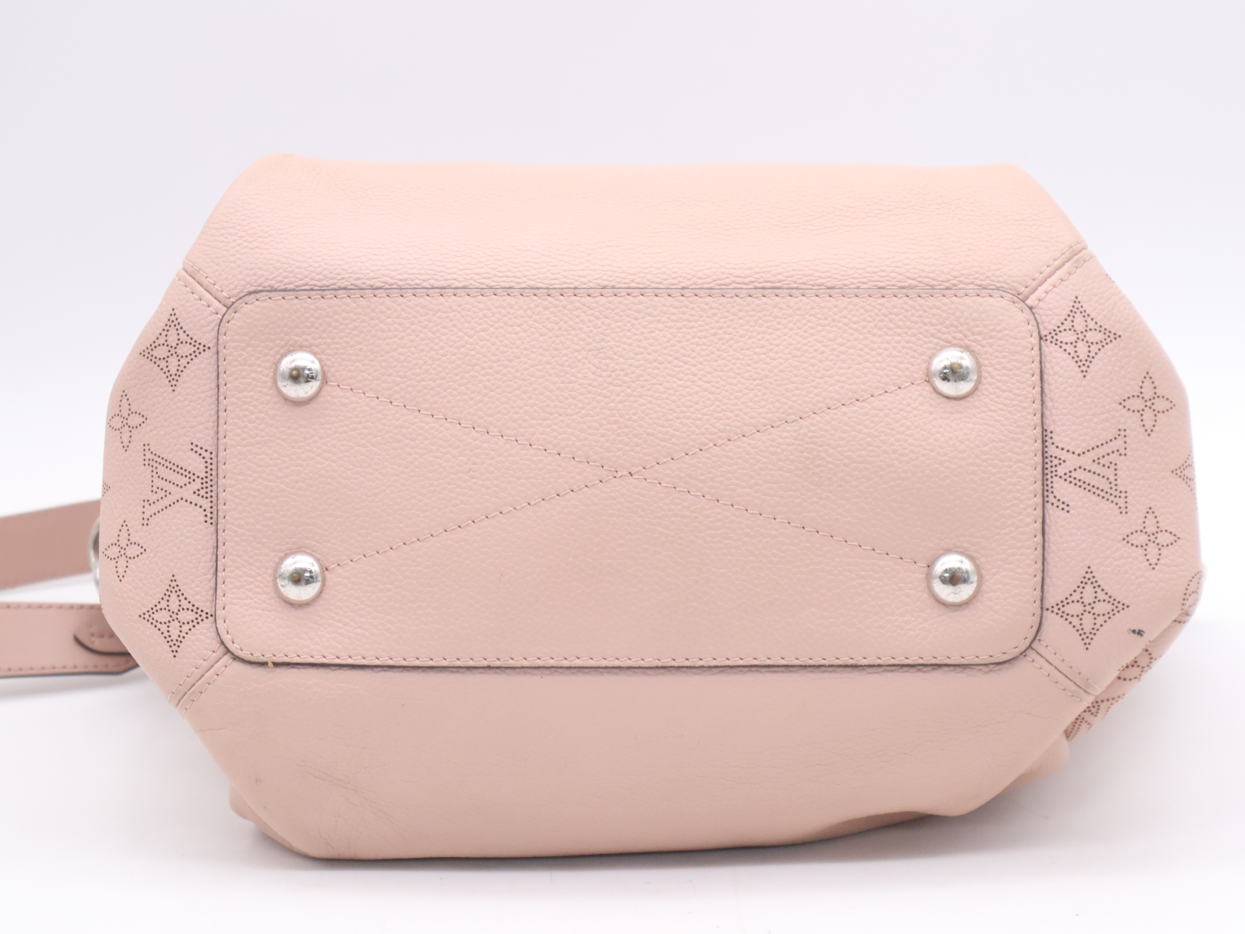 M55030 Mahina Omea Magnolia Handbag with Shoulder Strap — view 4
