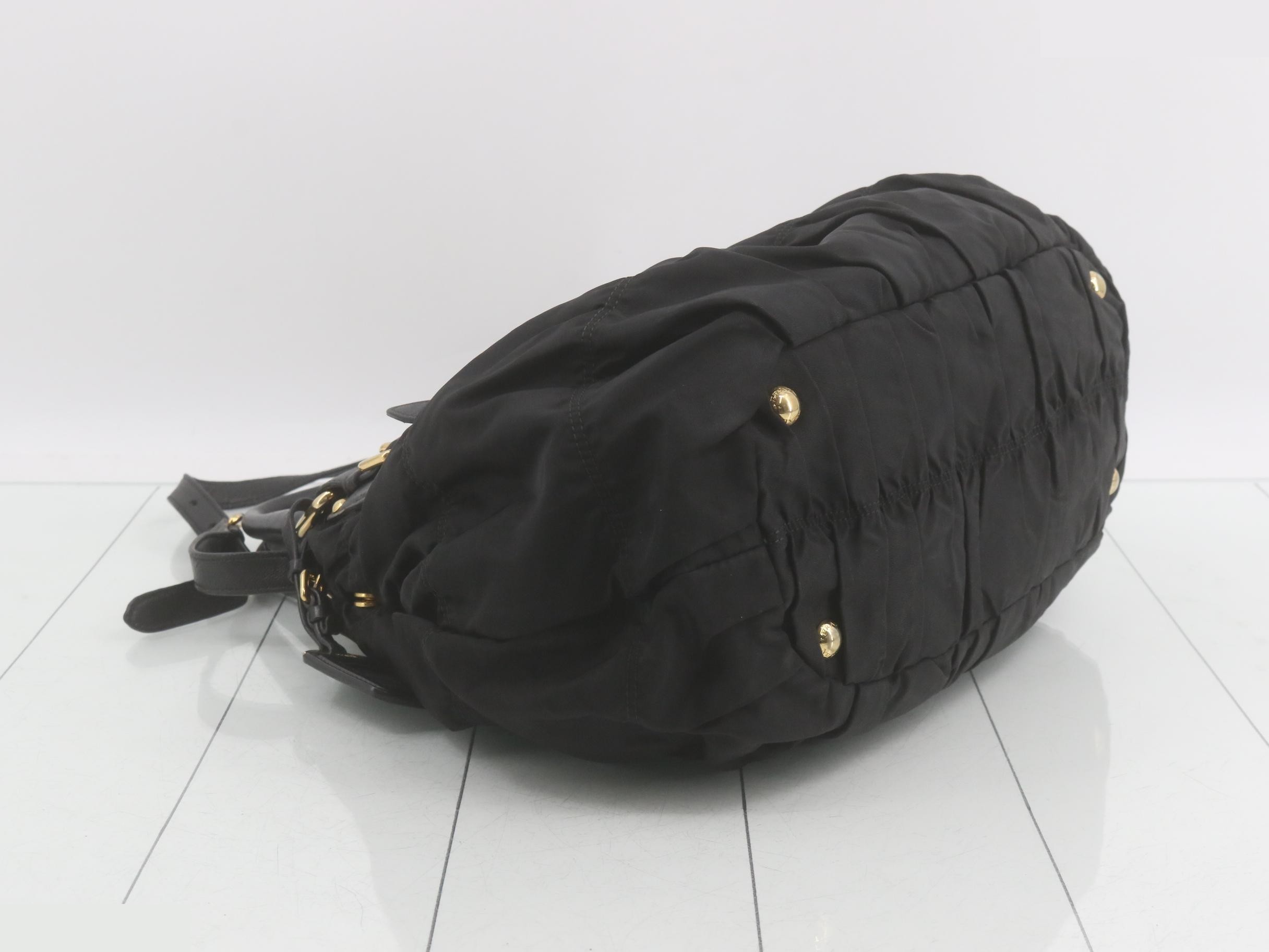 Tessuto Gaufre Shoulder Bag — view 5