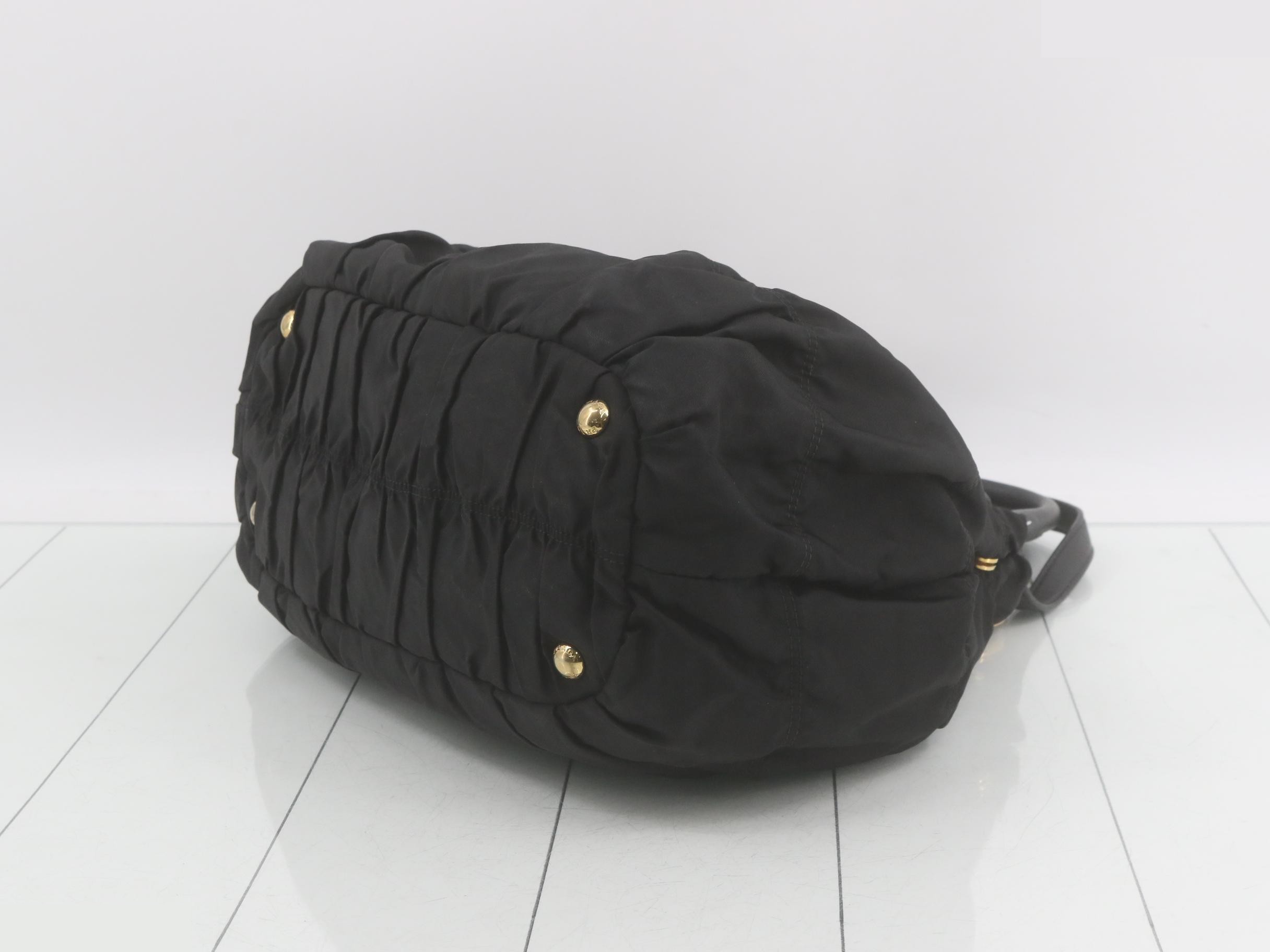 Tessuto Gaufre Shoulder Bag — view 6