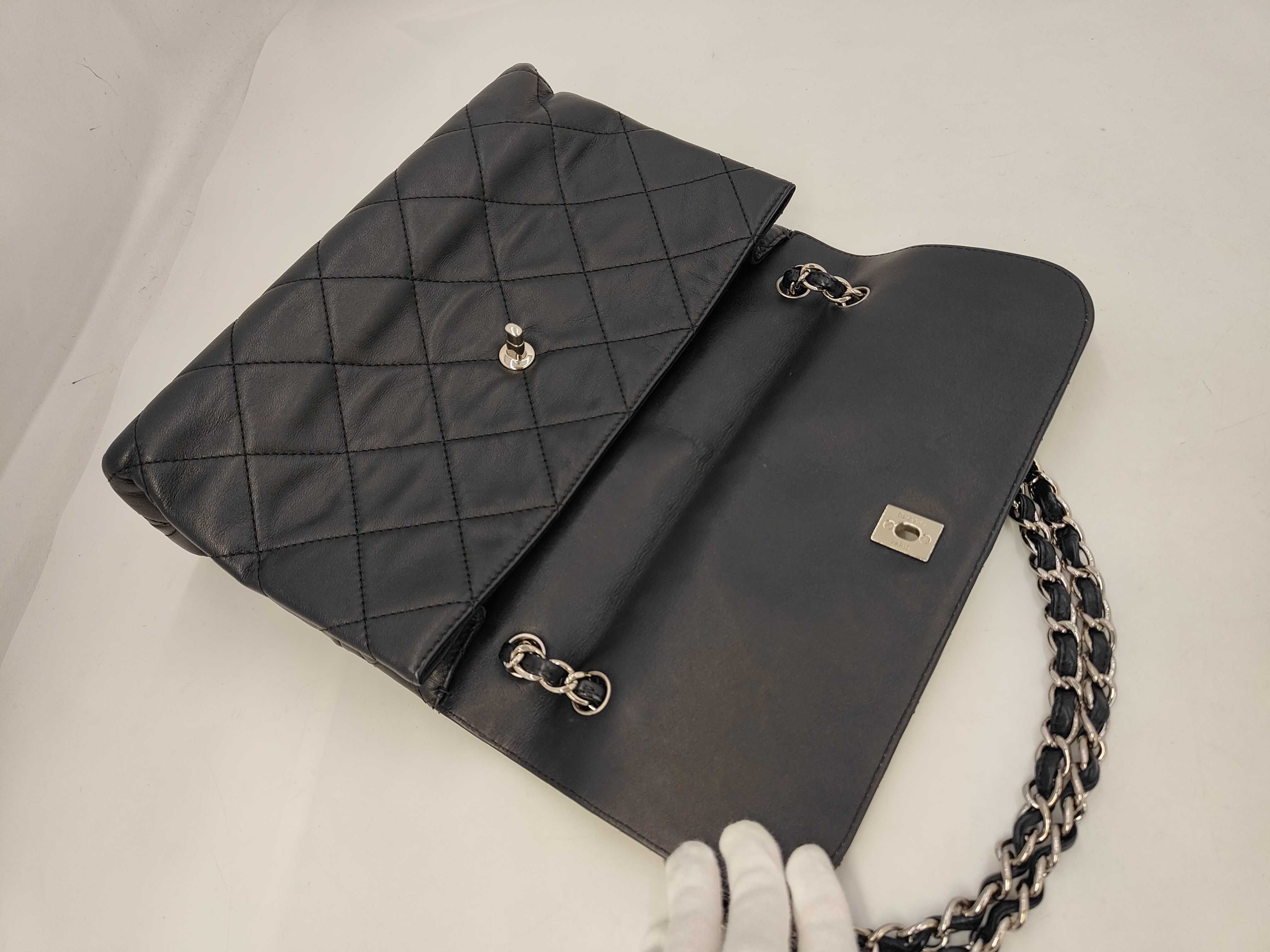 Matelassé Double Chain Shoulder Bag, Lambskin, Black, Silver Hardware, 15828133, Seal, 32x23x9cm, Shoulder Strap Approx. 60-100cm, Shoulder Bag — view 8