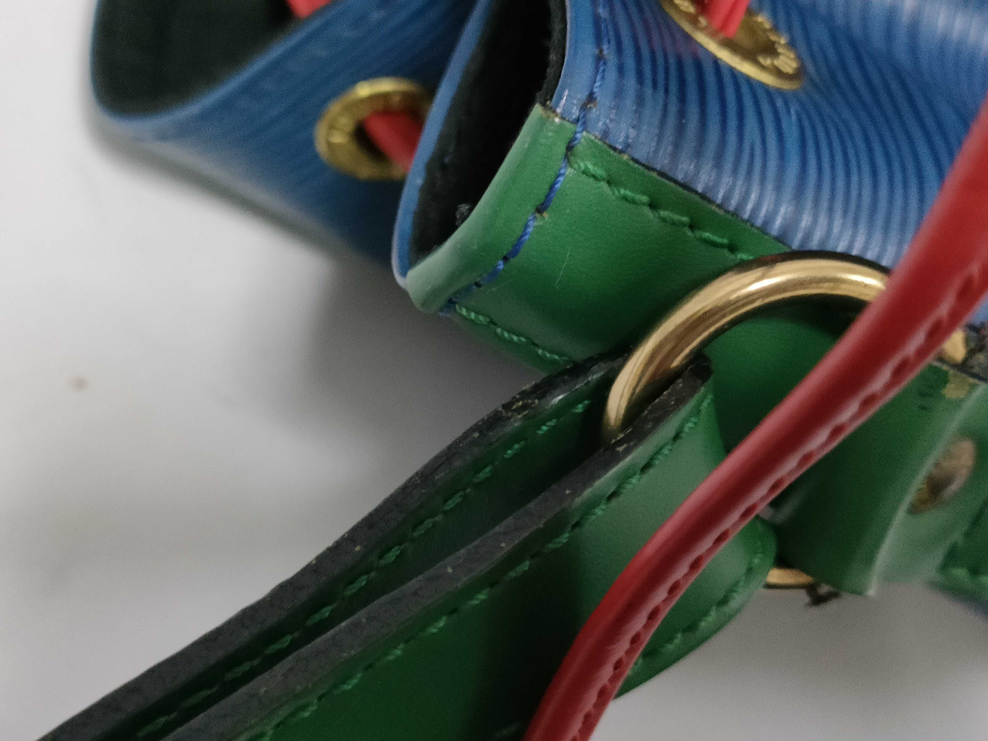 Epi Noé Shoulder Bag — view 5