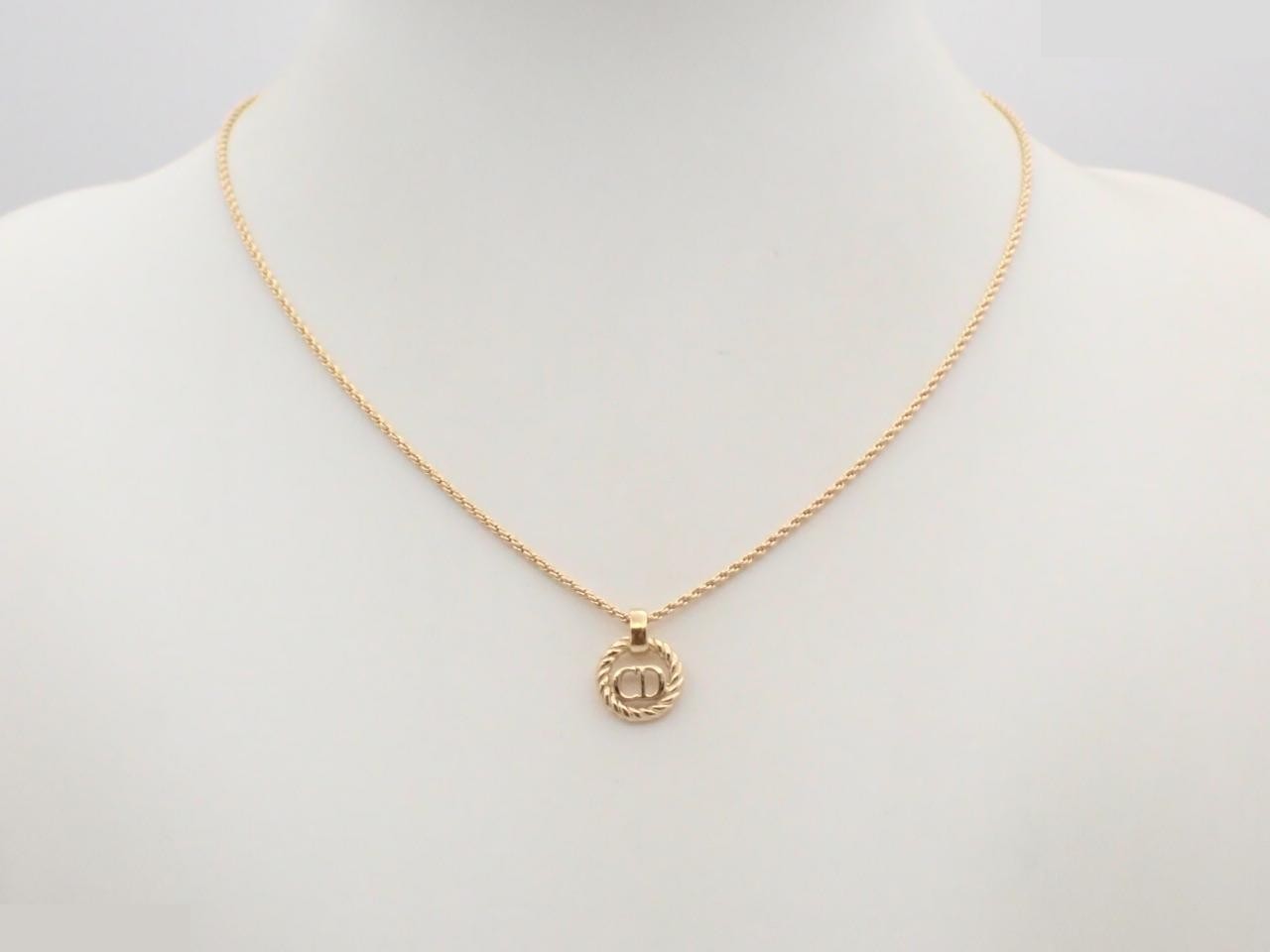 CD logo, gold (GP), 44cm chain. — view 3