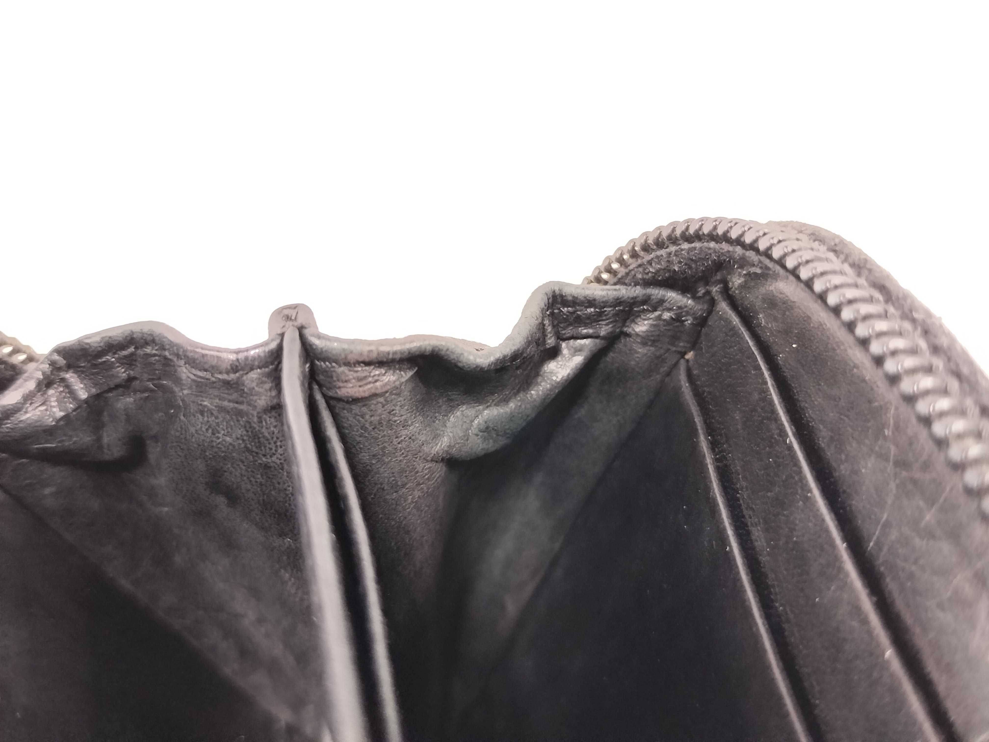Leather Round Zipper Coin Case with Triangle Plate — view 9