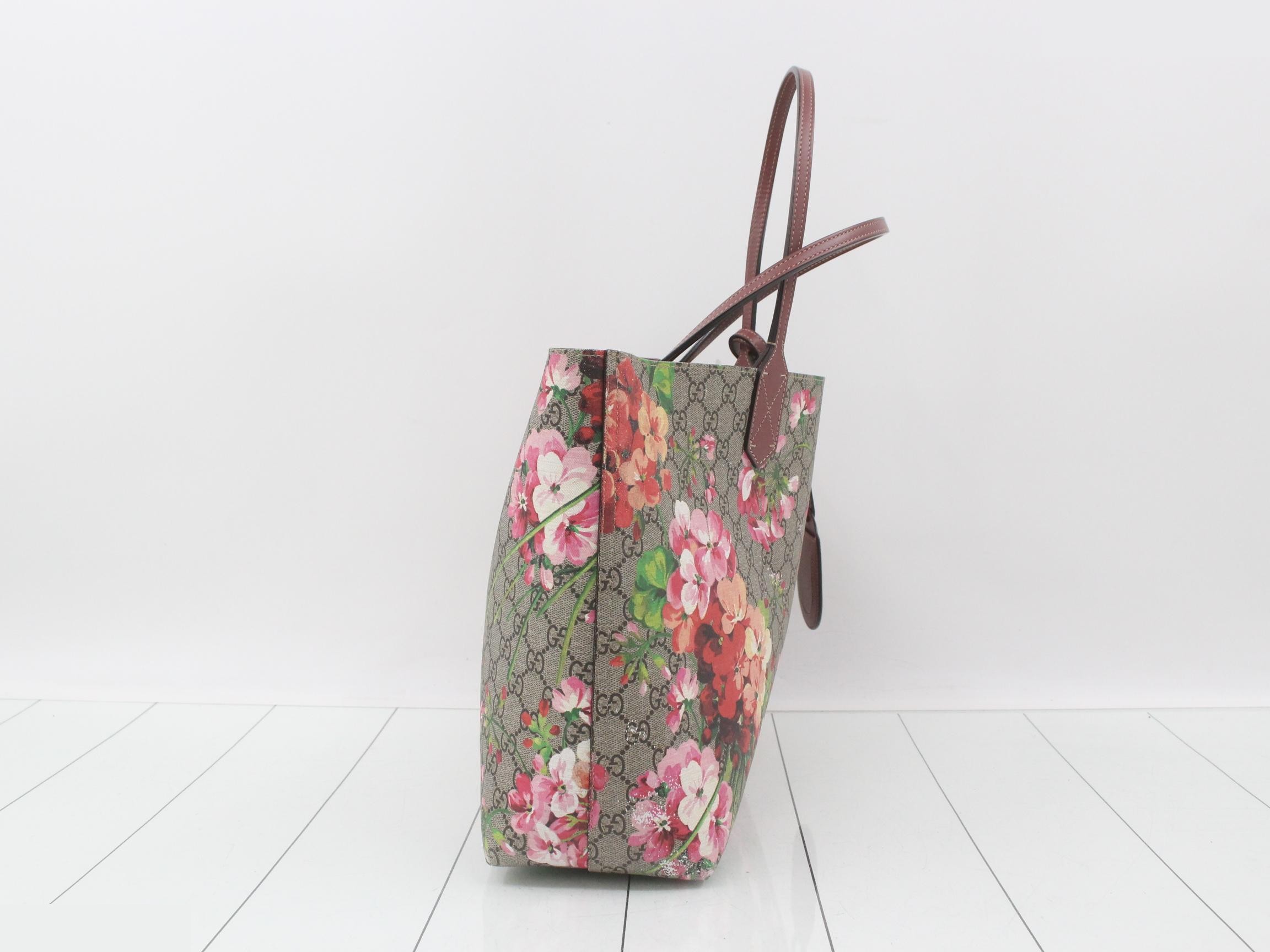 GG Supreme GG Blooms Reversible Tote Bag — view 4