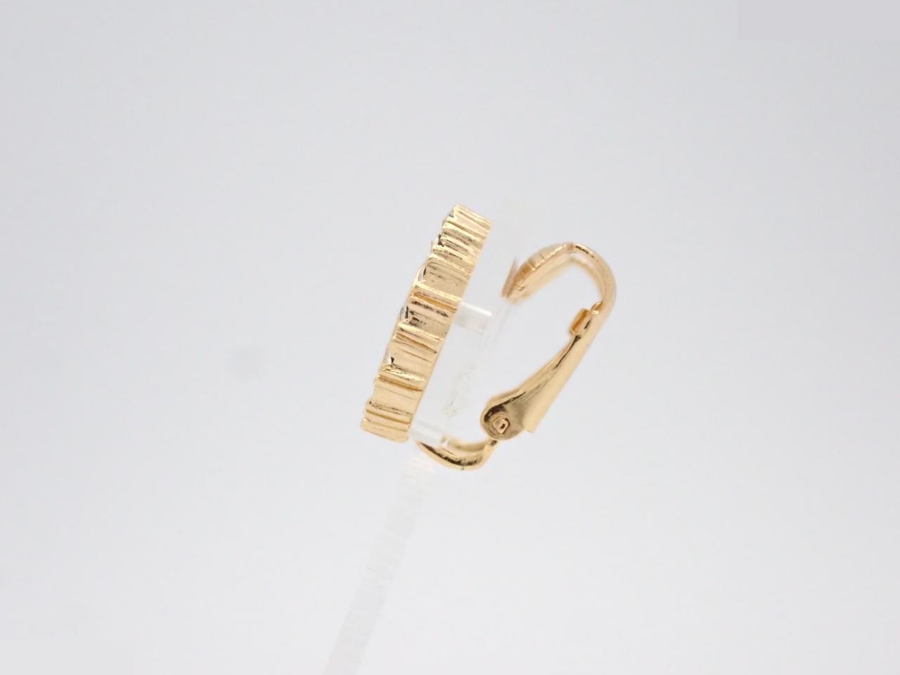 Earrings — view 3