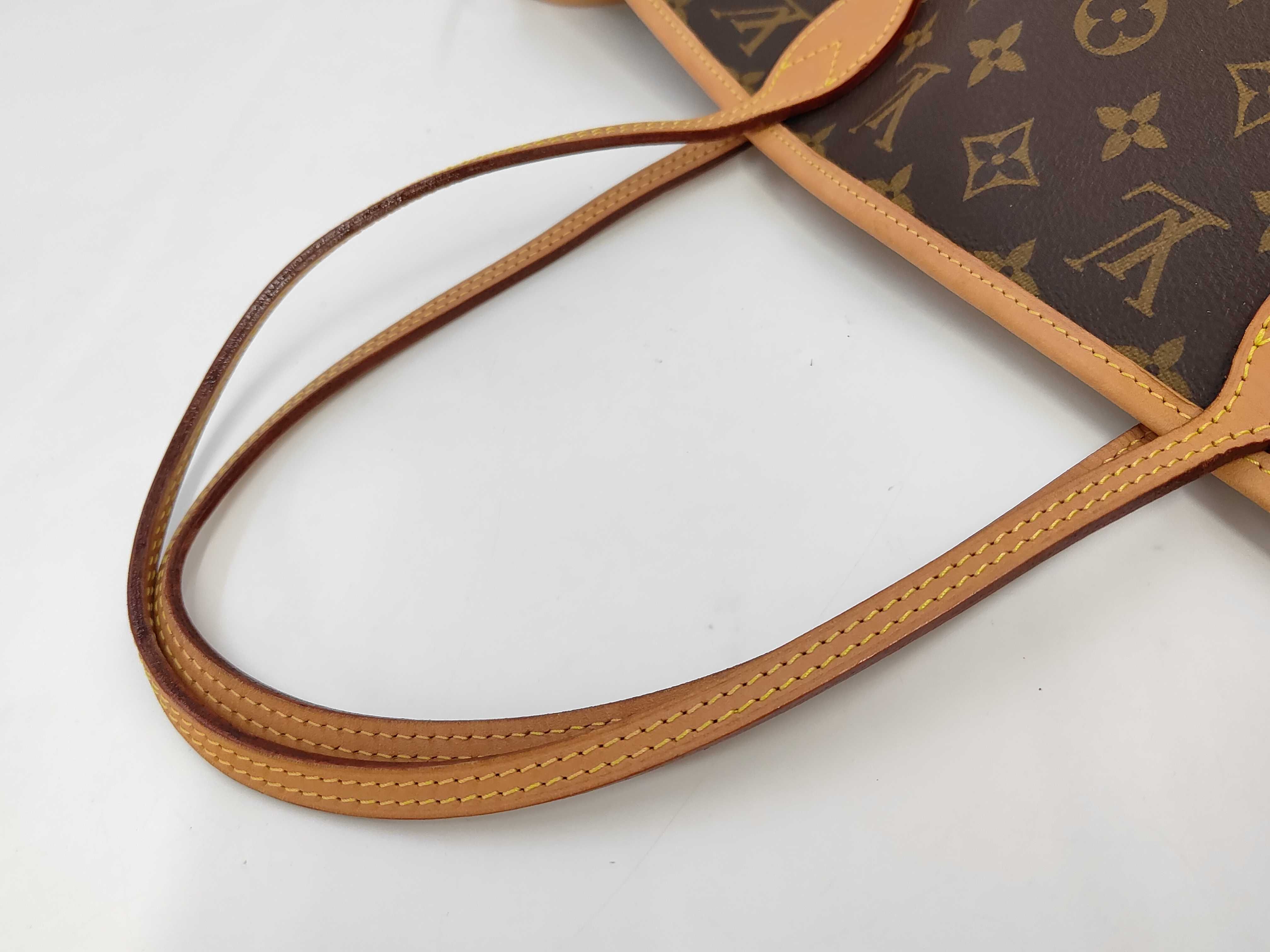 Monogram LV Neverfull MM Monogram Pattern Coated Canvas x Cowhide Leather Tote Bag Handbag — view 3