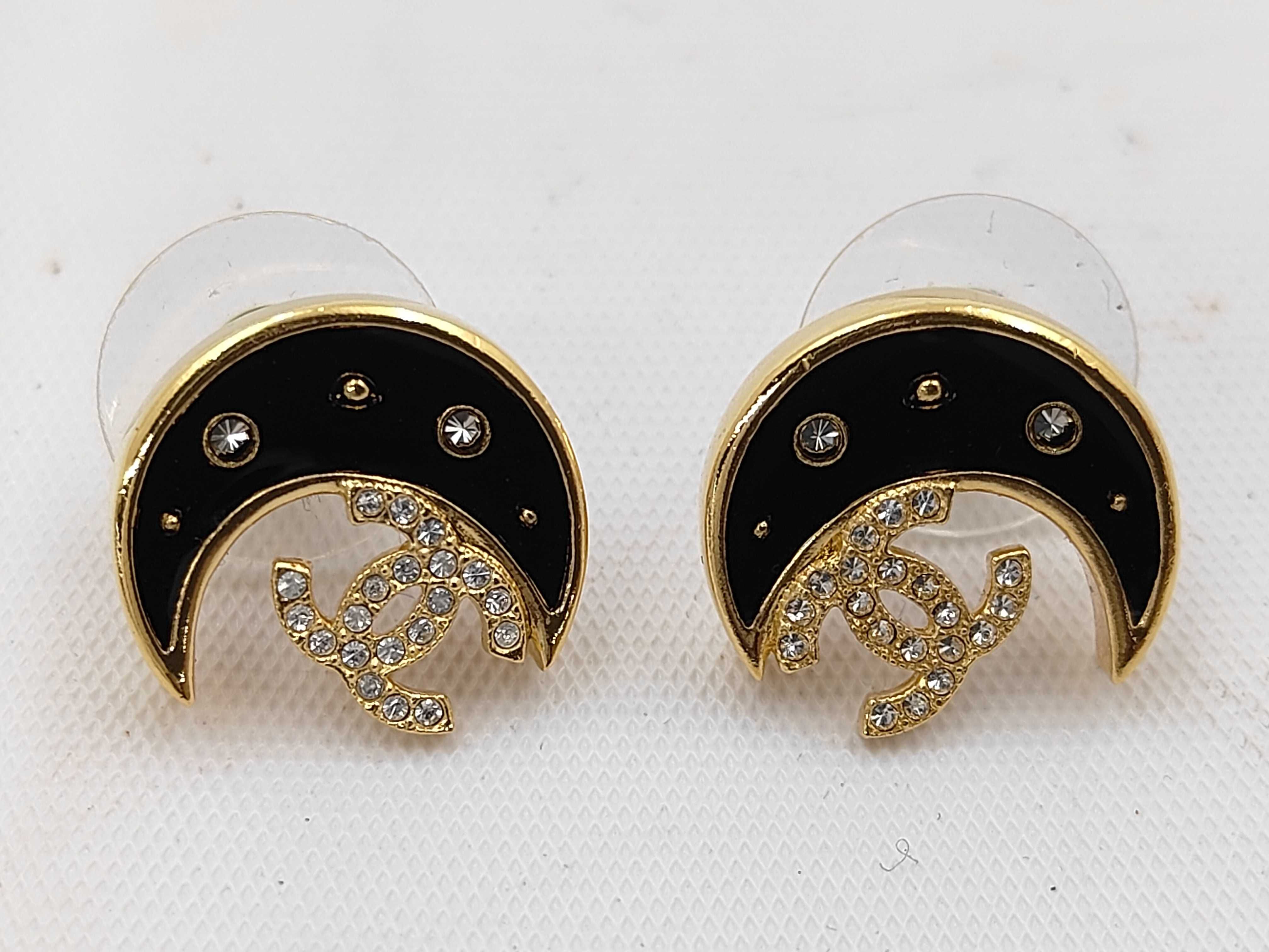 Coco Mark Rhinestone Earrings F25K Earrings