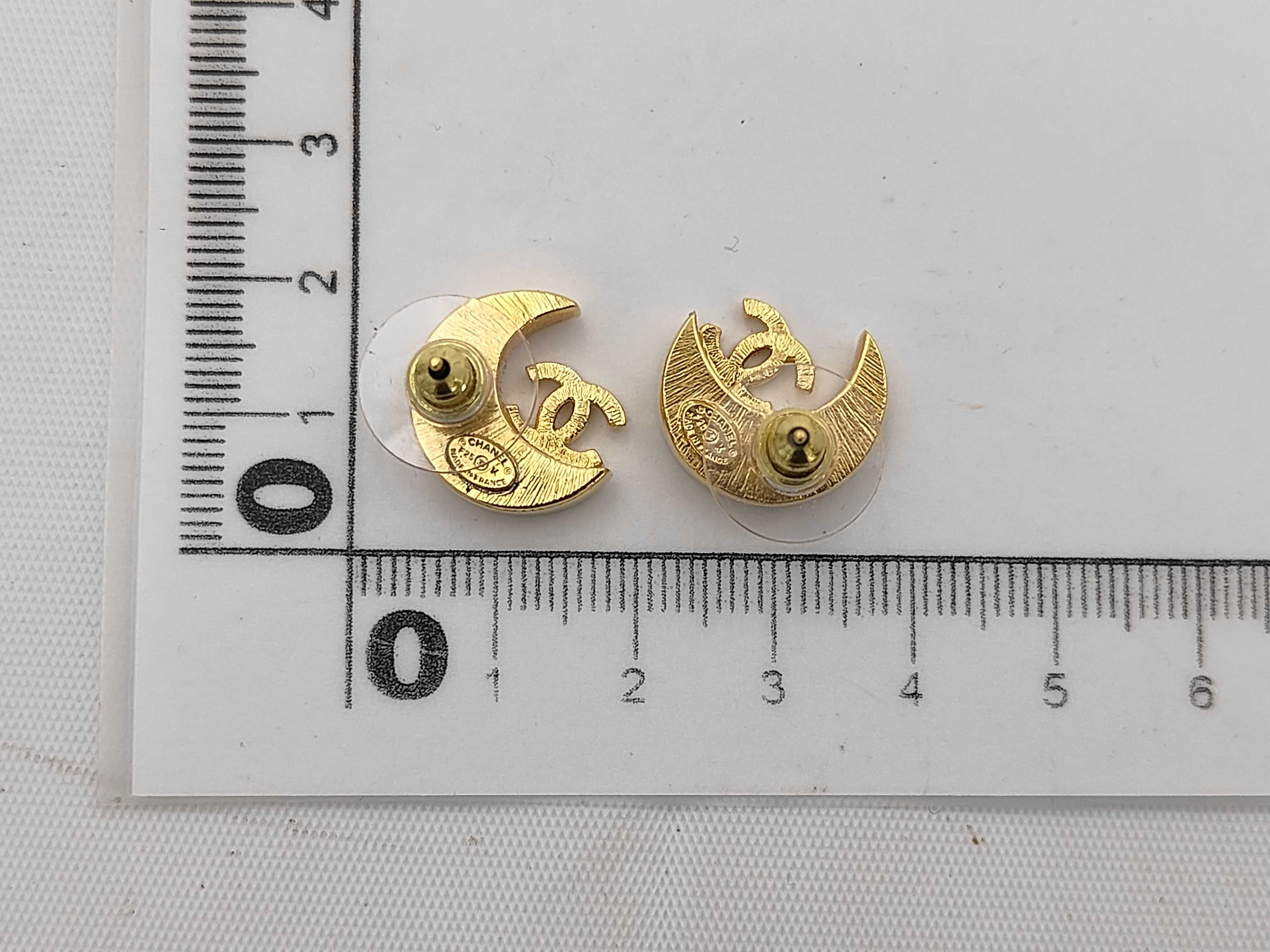 Coco Mark Rhinestone Earrings F25K Earrings — view 7