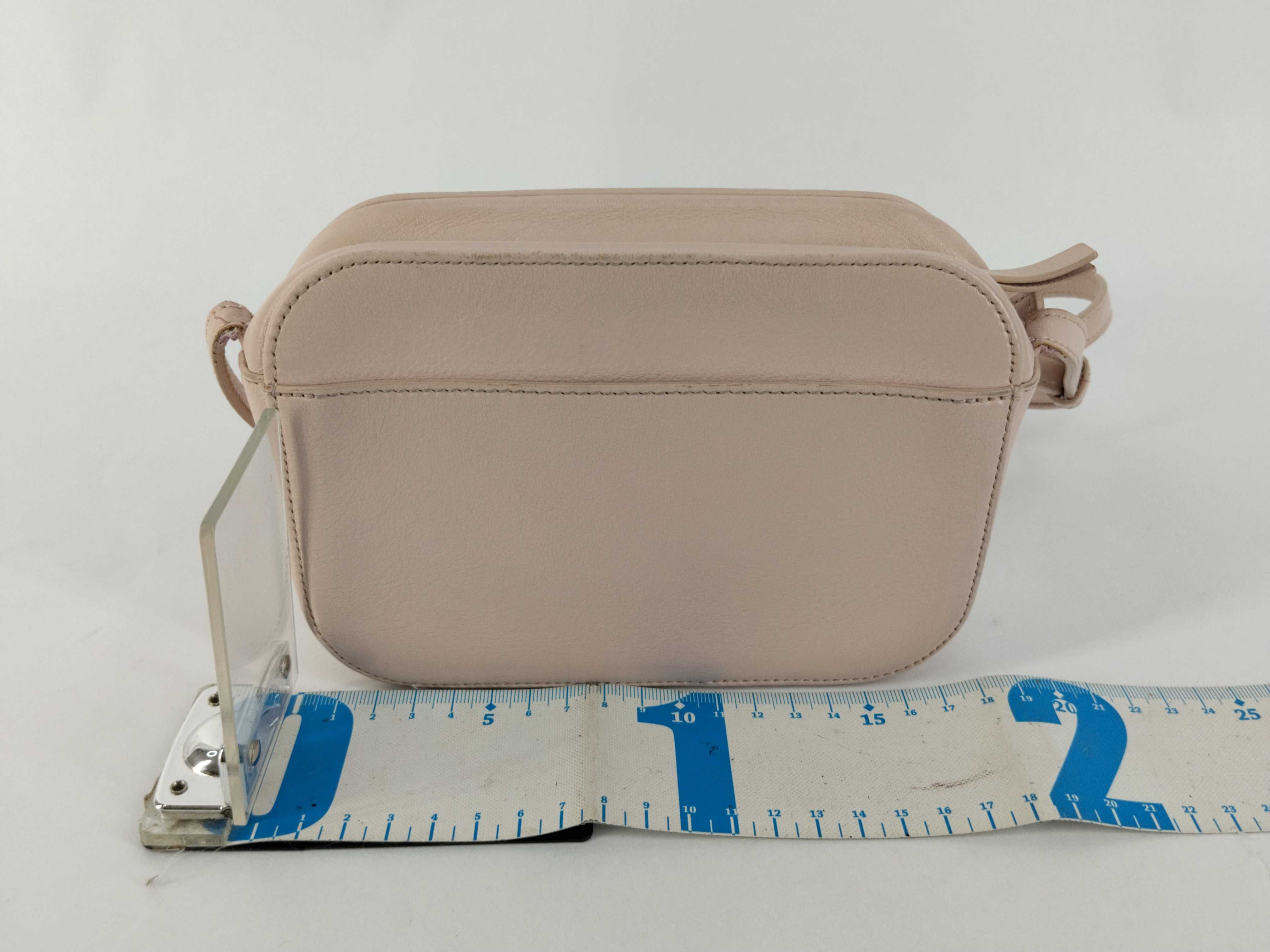 Everyday Camera Bag Leather Shoulder Bag — view 2