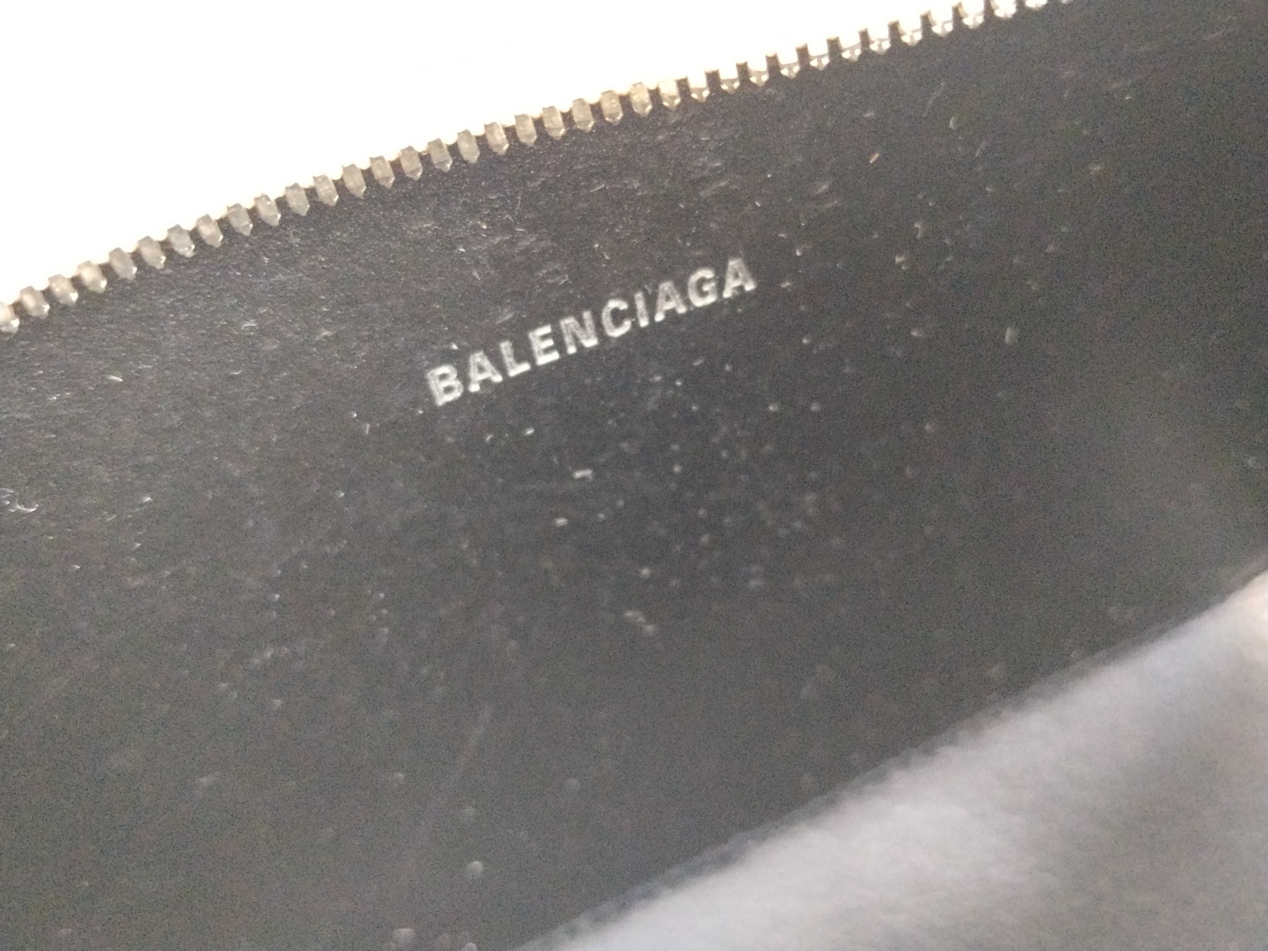 Everyday Camera Bag Leather Shoulder Bag — view 11