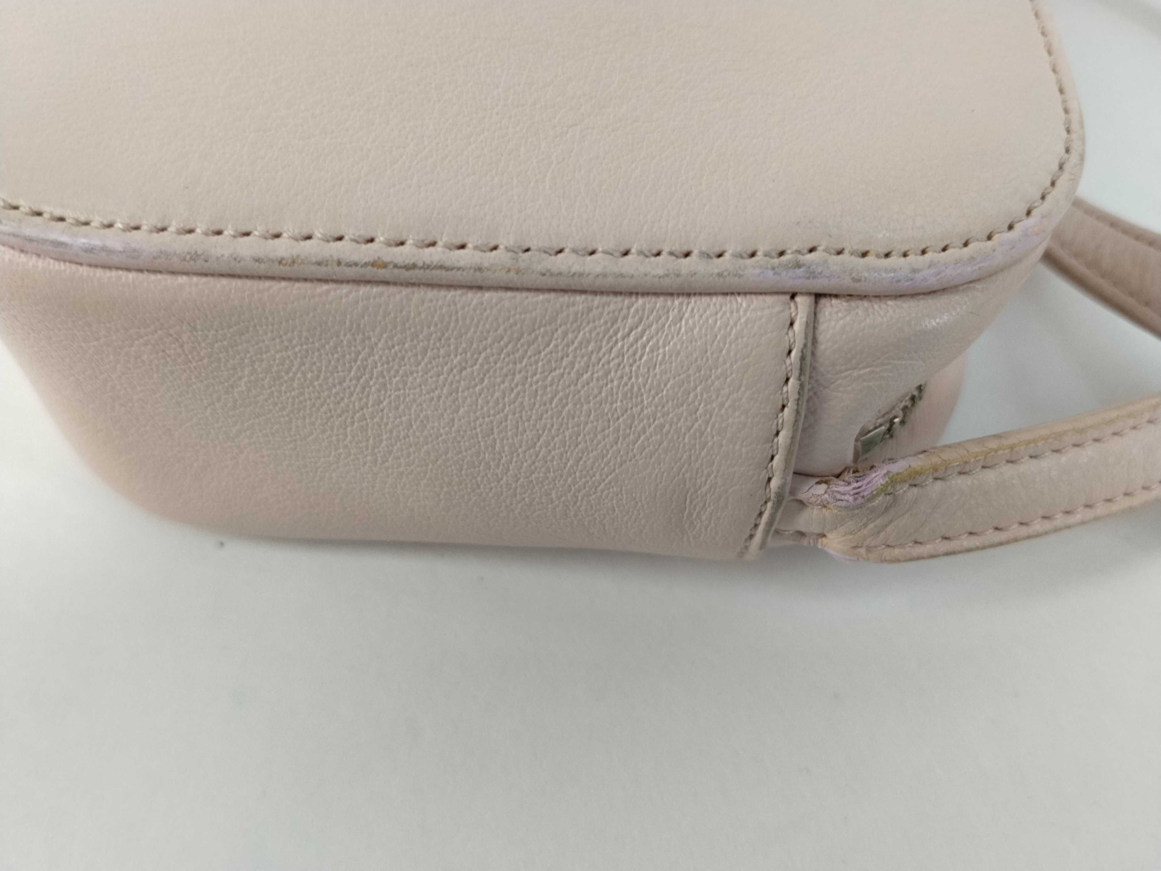 Everyday Camera Bag Leather Shoulder Bag — view 5