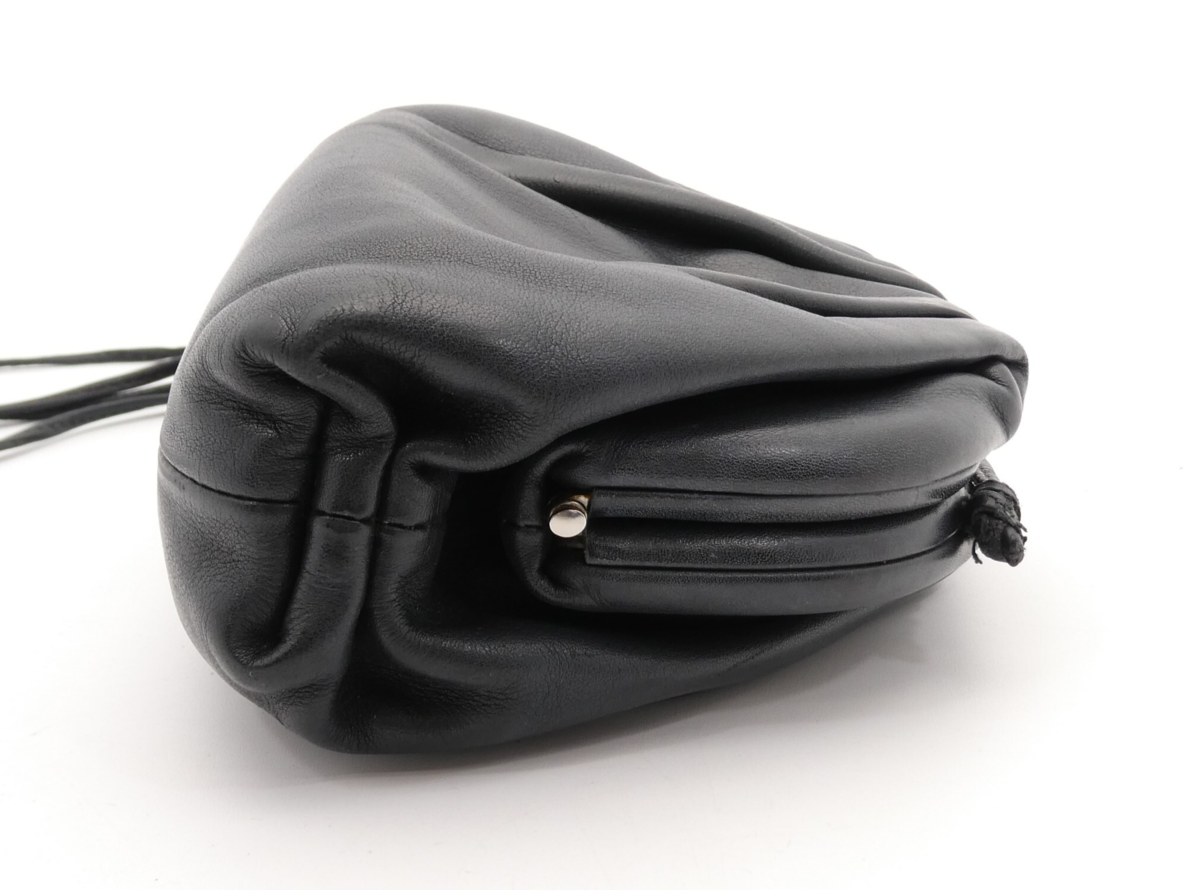 leather shoulder bag with clasp closure — view 4