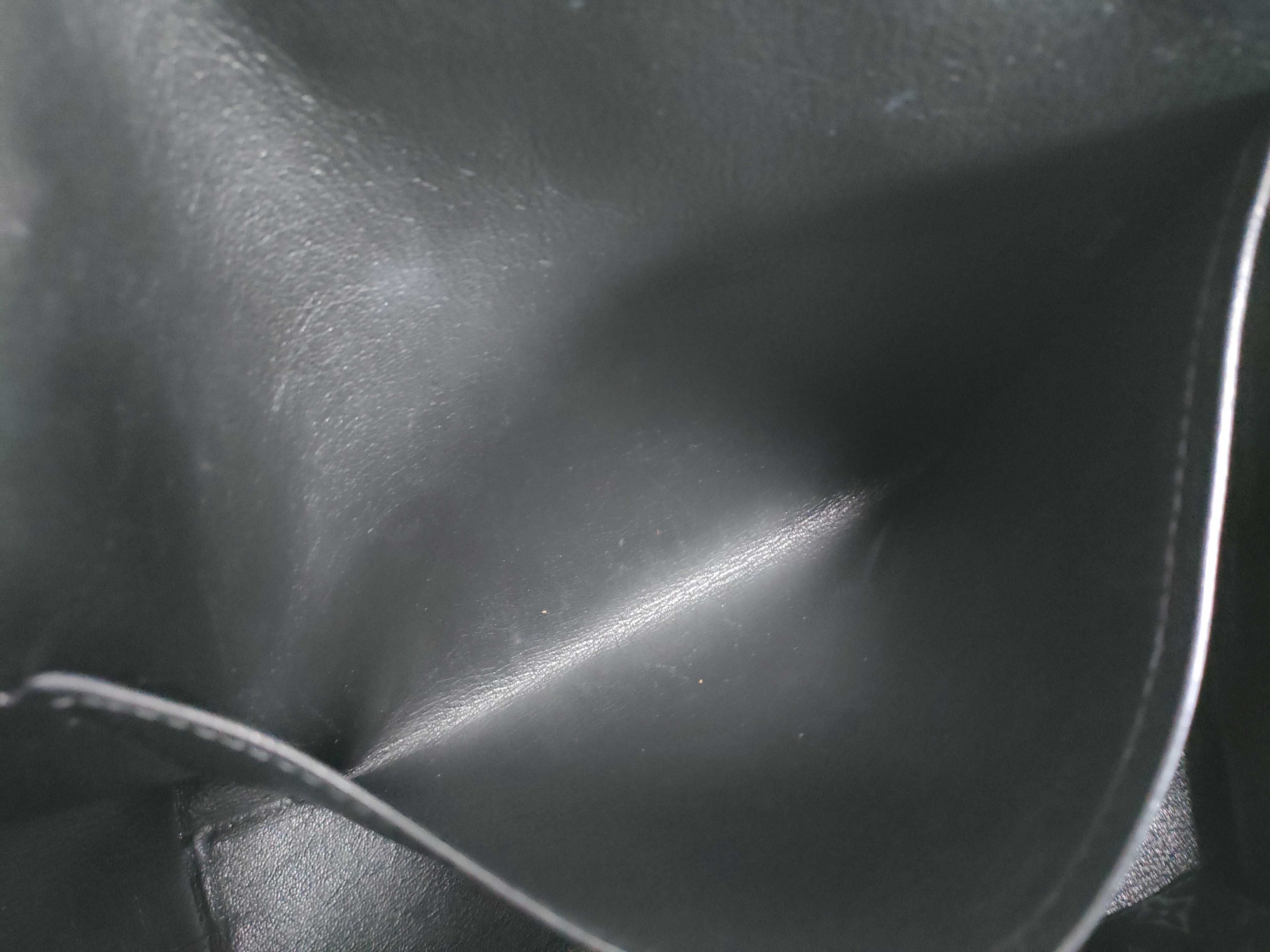Taurillon Cabas Voyage Shoulder Bag — view 11