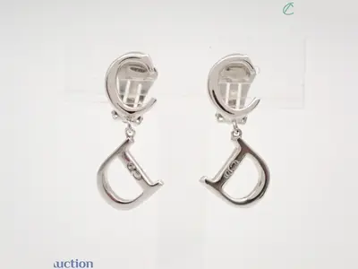 Other lines: Precious metals and earrings