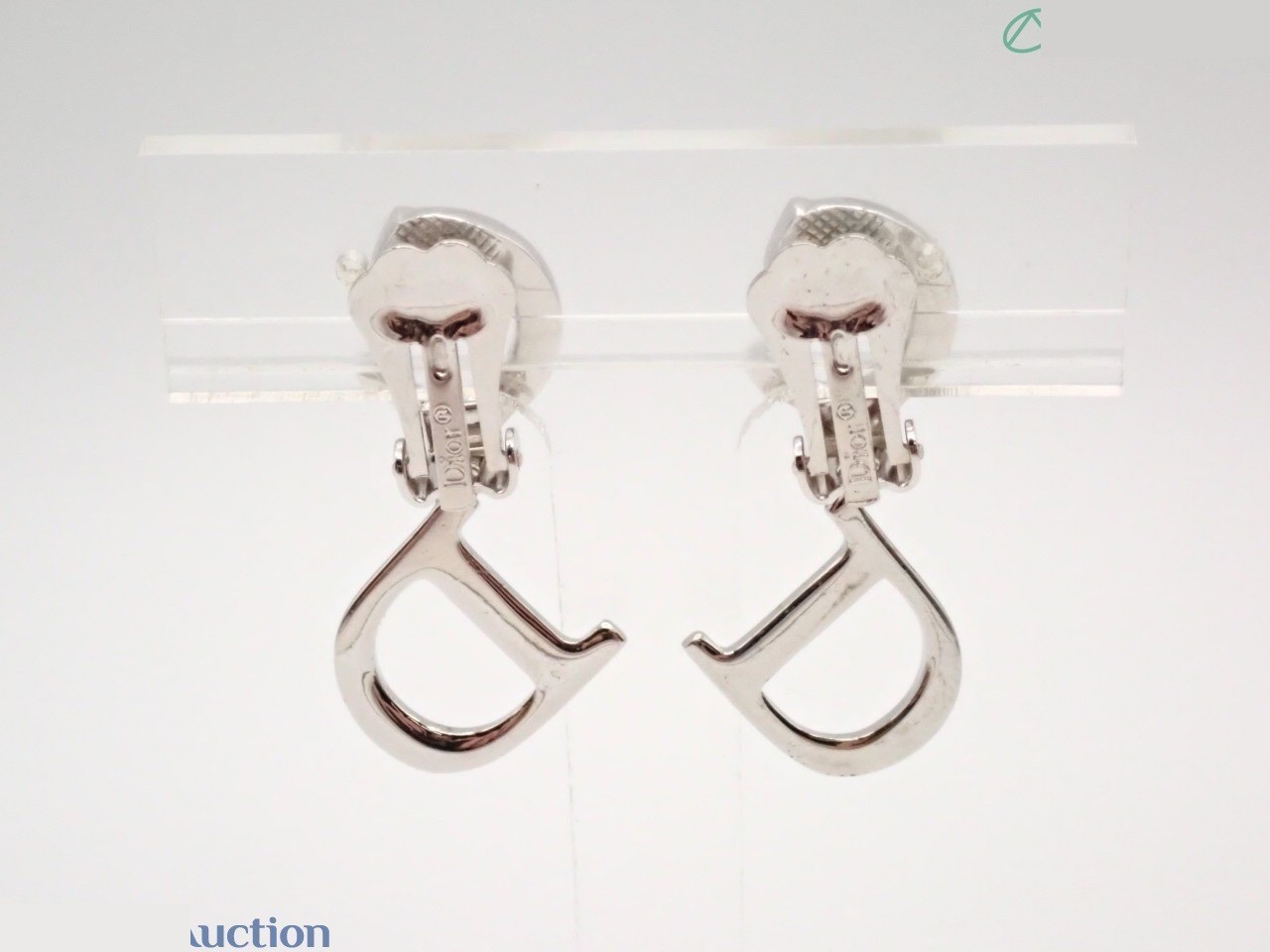 Other lines: Precious metals and earrings — view 2
