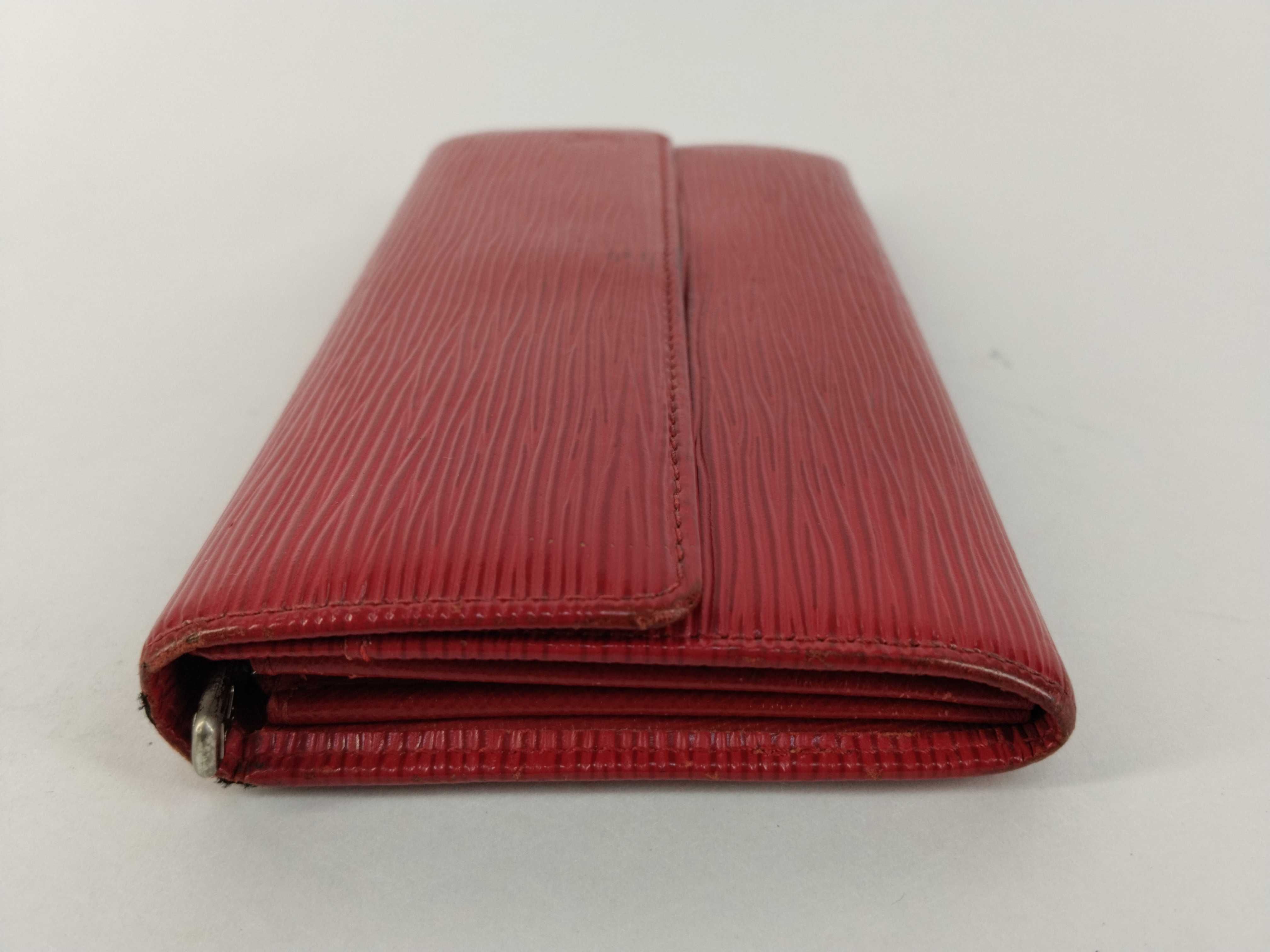 Epi Louis Vuitton Epi Portefeuille Sarah Long Wallet — view 4