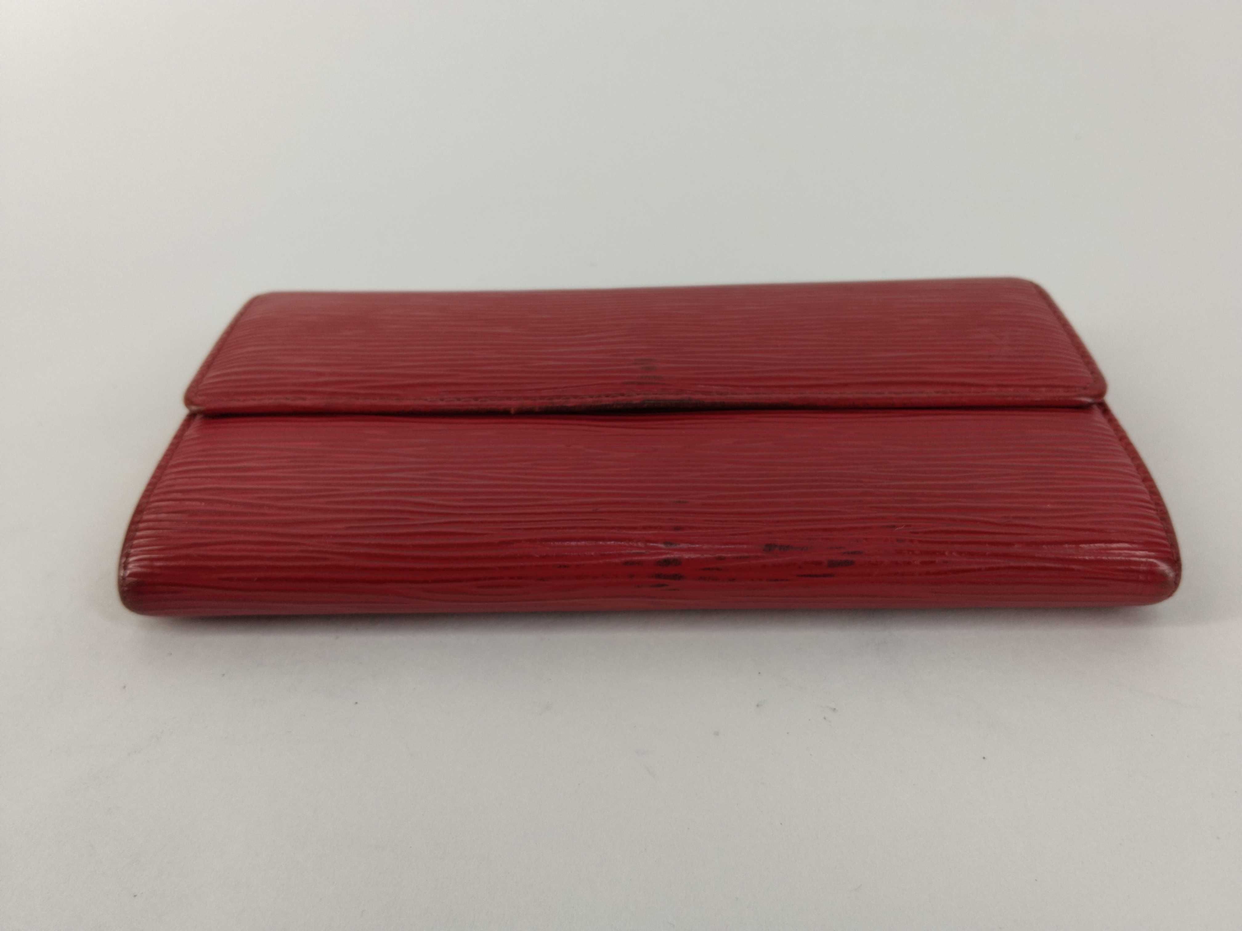 Epi Louis Vuitton Epi Portefeuille Sarah Long Wallet — view 5