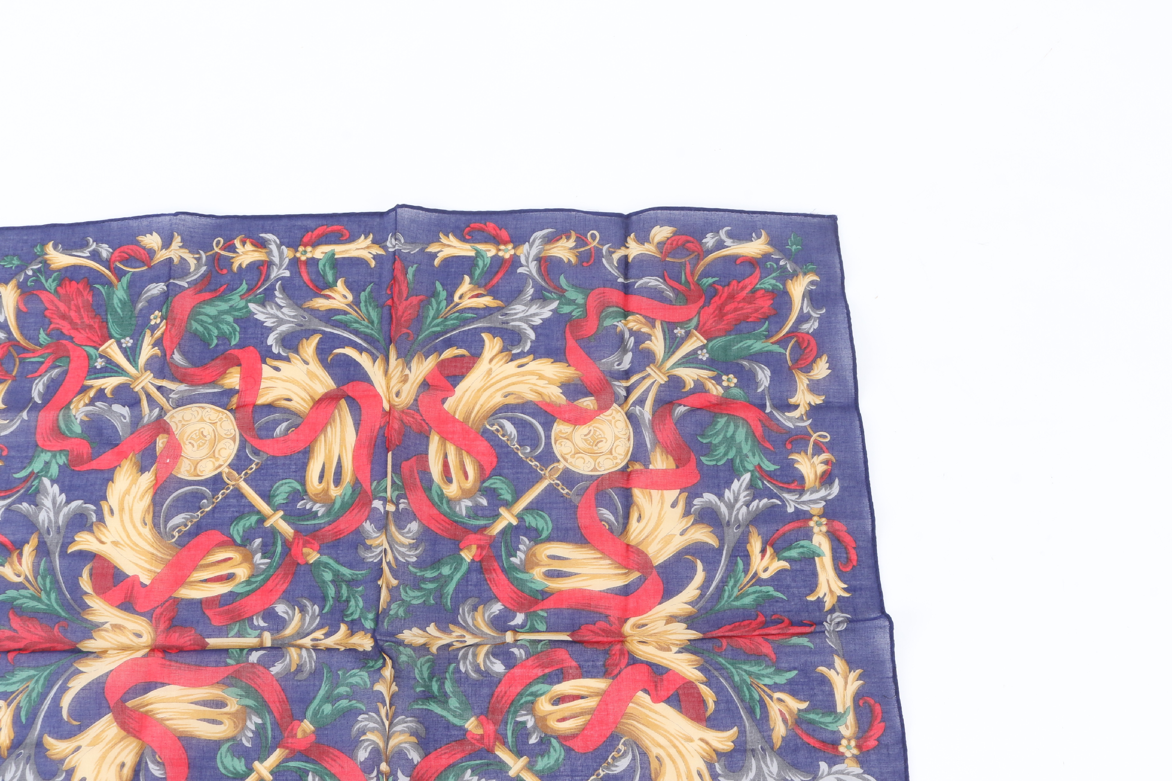 scarf with tag, all-over print, other accessories. — view 3