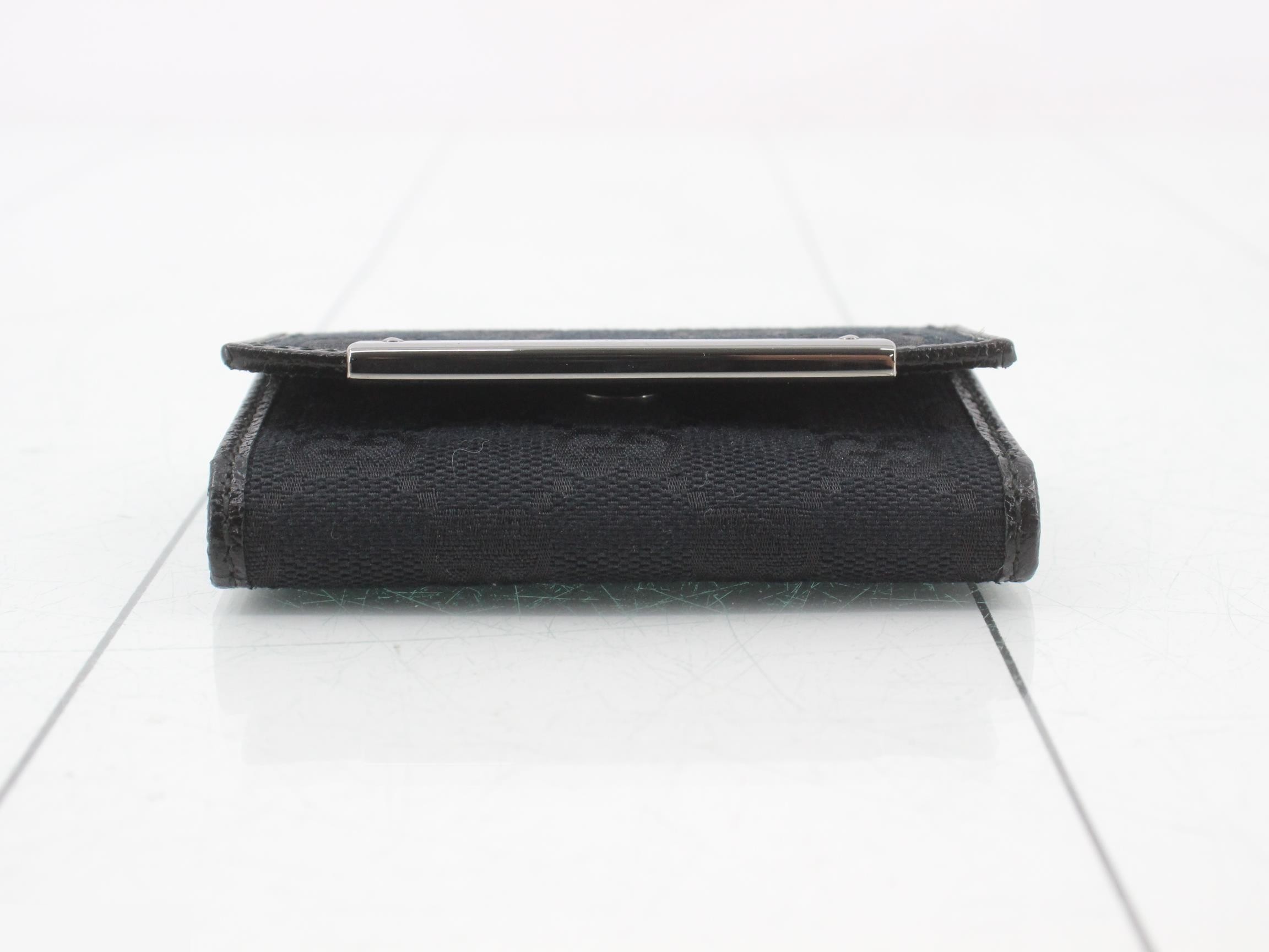 GG Canvas Key Case — view 3
