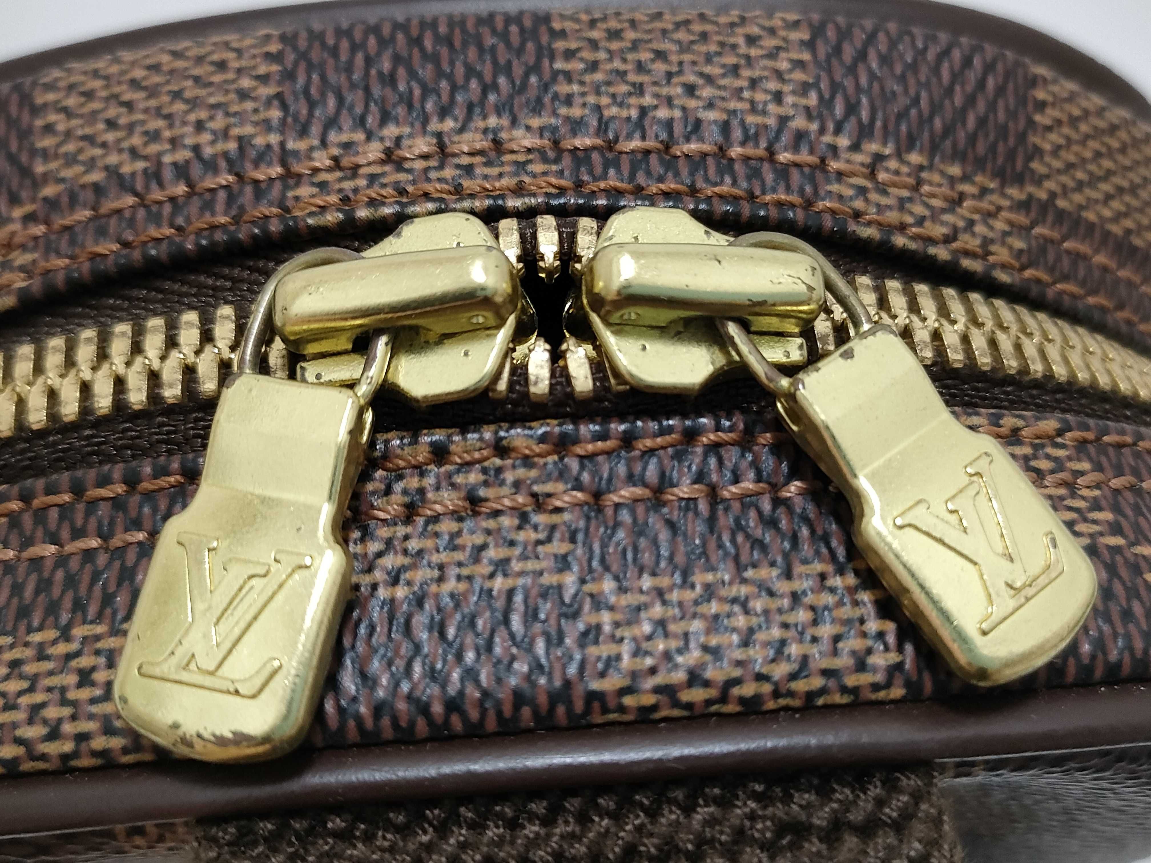Damier Louis Vuitton Pochette Gange Shoulder Bag — view 13