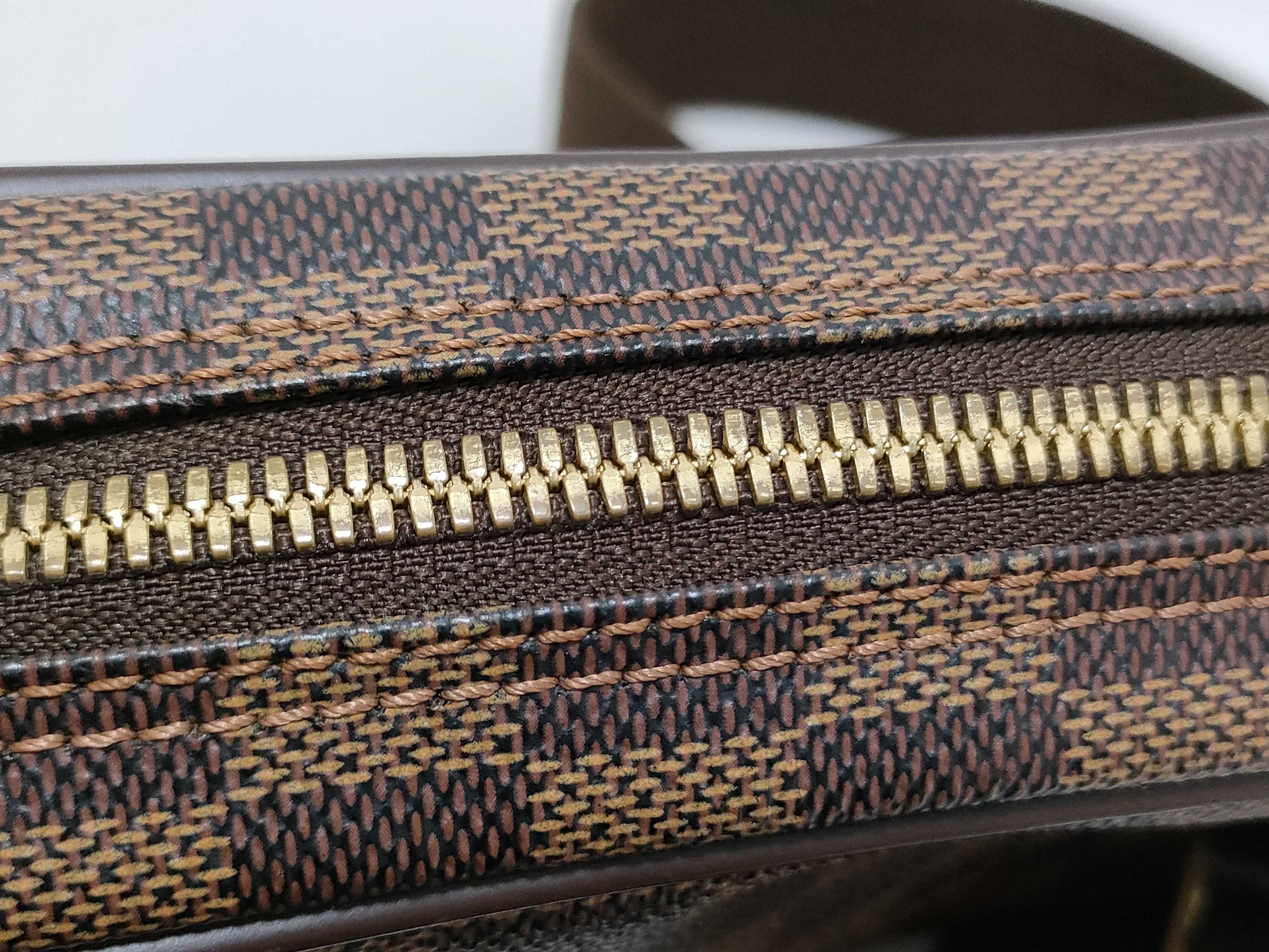Damier Louis Vuitton Pochette Gange Shoulder Bag — view 6