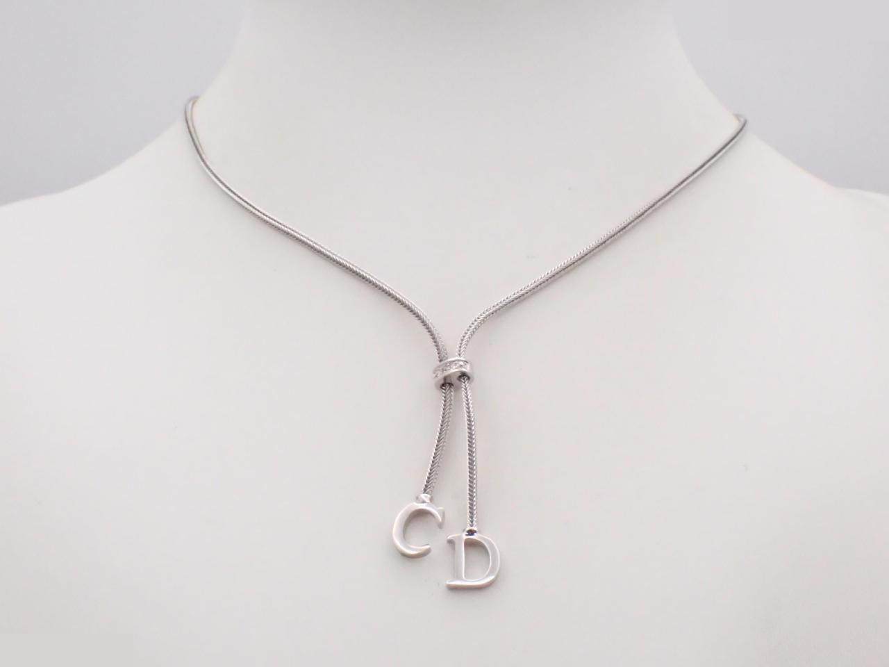Silver necklace, chain approximately 42cm — view 3