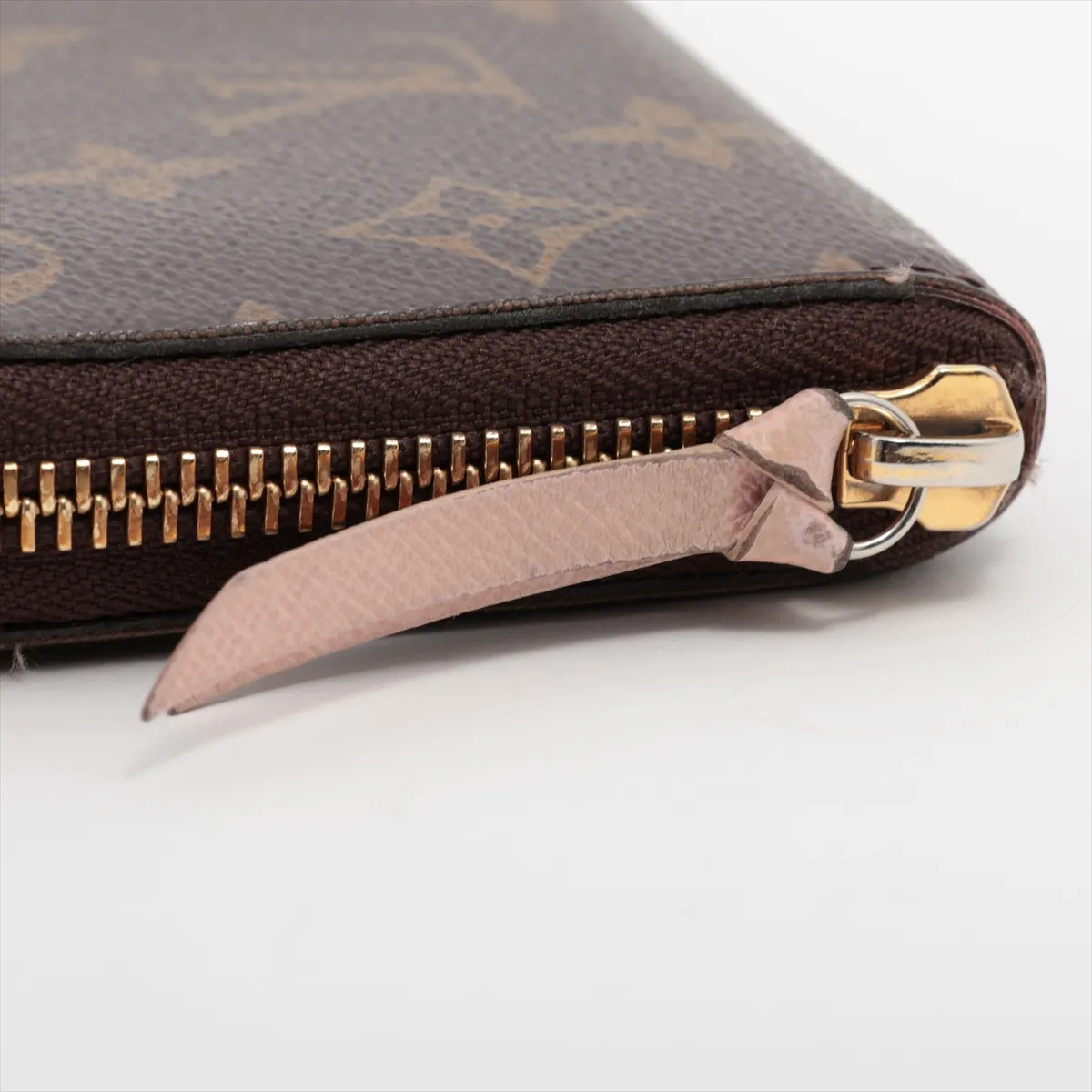Monogram Portefeuille Clemence M61298 CA3155 Rose Ballerine Round Zip Wallet — view 11